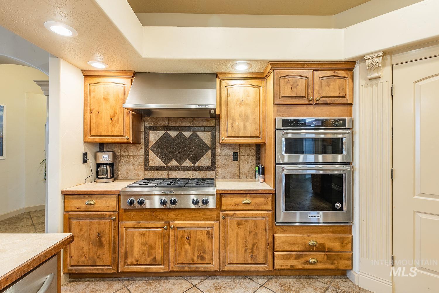 17923 Polara Way, Nampa, Idaho 83687, 3 Bedrooms, 2 Bathrooms, Residential For Sale, Price $775,000,MLS 98972924