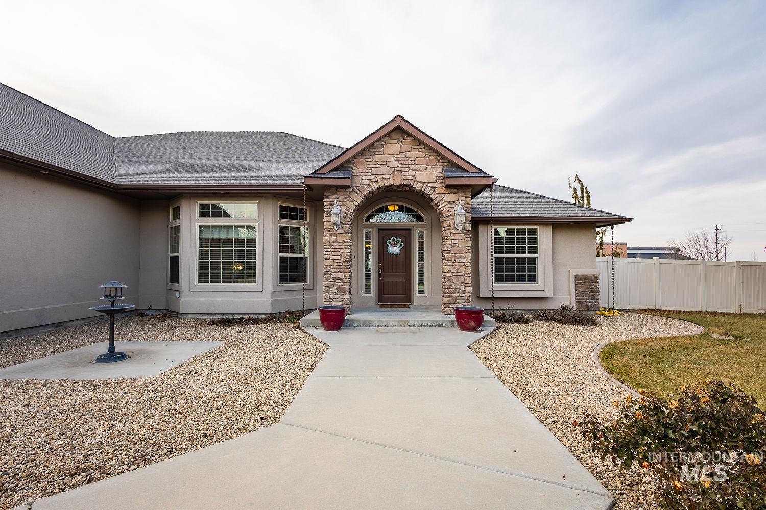 17923 Polara Way, Nampa, Idaho 83687, 3 Bedrooms, 2 Bathrooms, Residential For Sale, Price $775,000,MLS 98972924