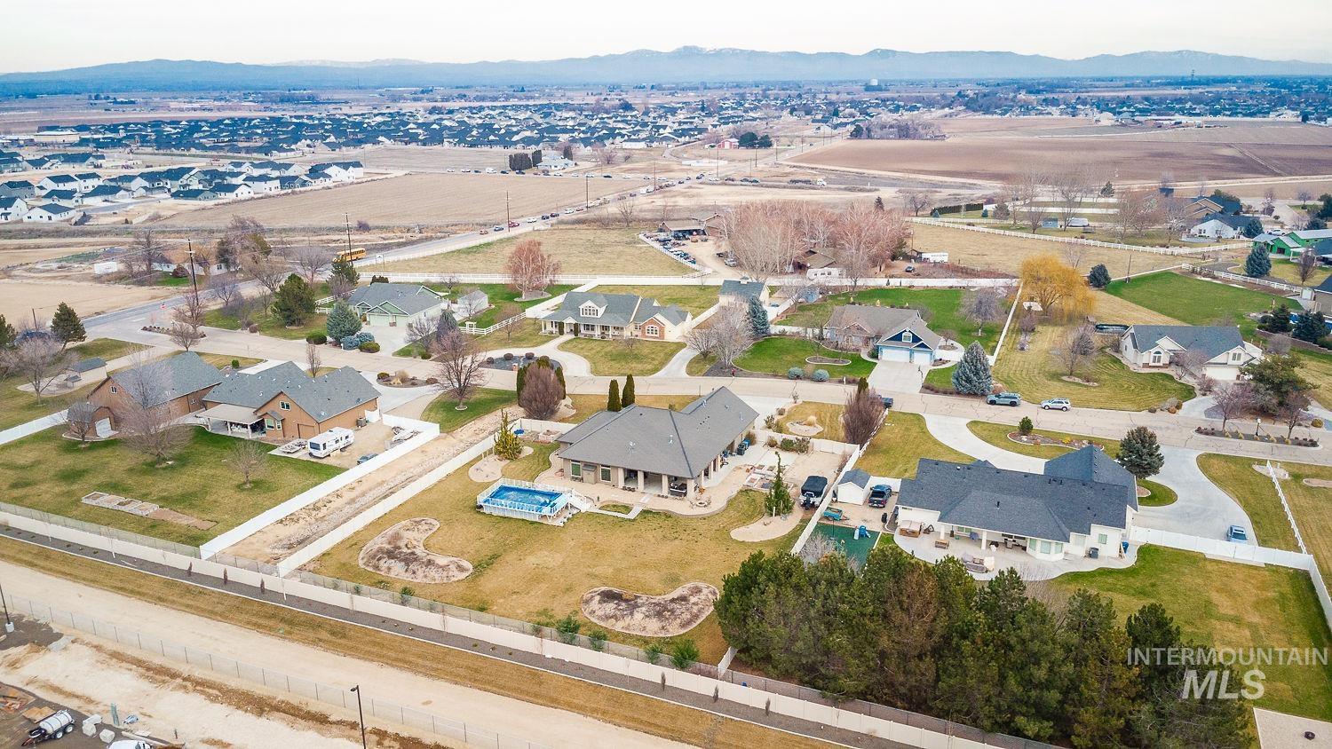 17923 Polara Way, Nampa, Idaho 83687, 3 Bedrooms, 2 Bathrooms, Residential For Sale, Price $775,000,MLS 98972924