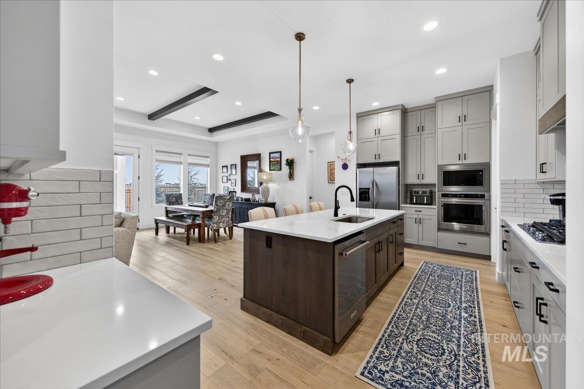 1911 W Willowick Ave, Eagle, Idaho 83616, 4 Bedrooms, 3 Bathrooms, Residential For Sale, Price $889,900,MLS 98972925