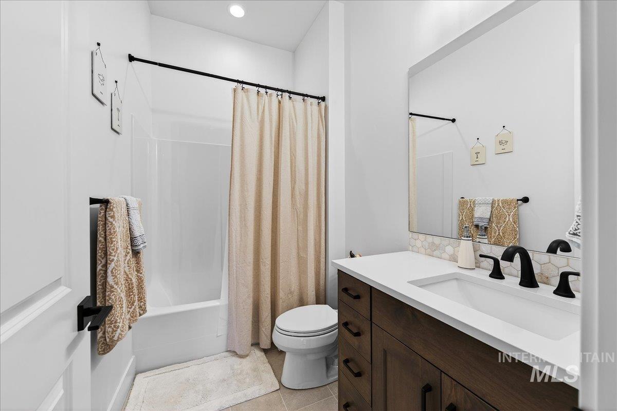 1911 N Willowick Ave, Eagle, Idaho 83616, 4 Bedrooms, 3 Bathrooms, Residential For Sale, Price $839,990, 98972925