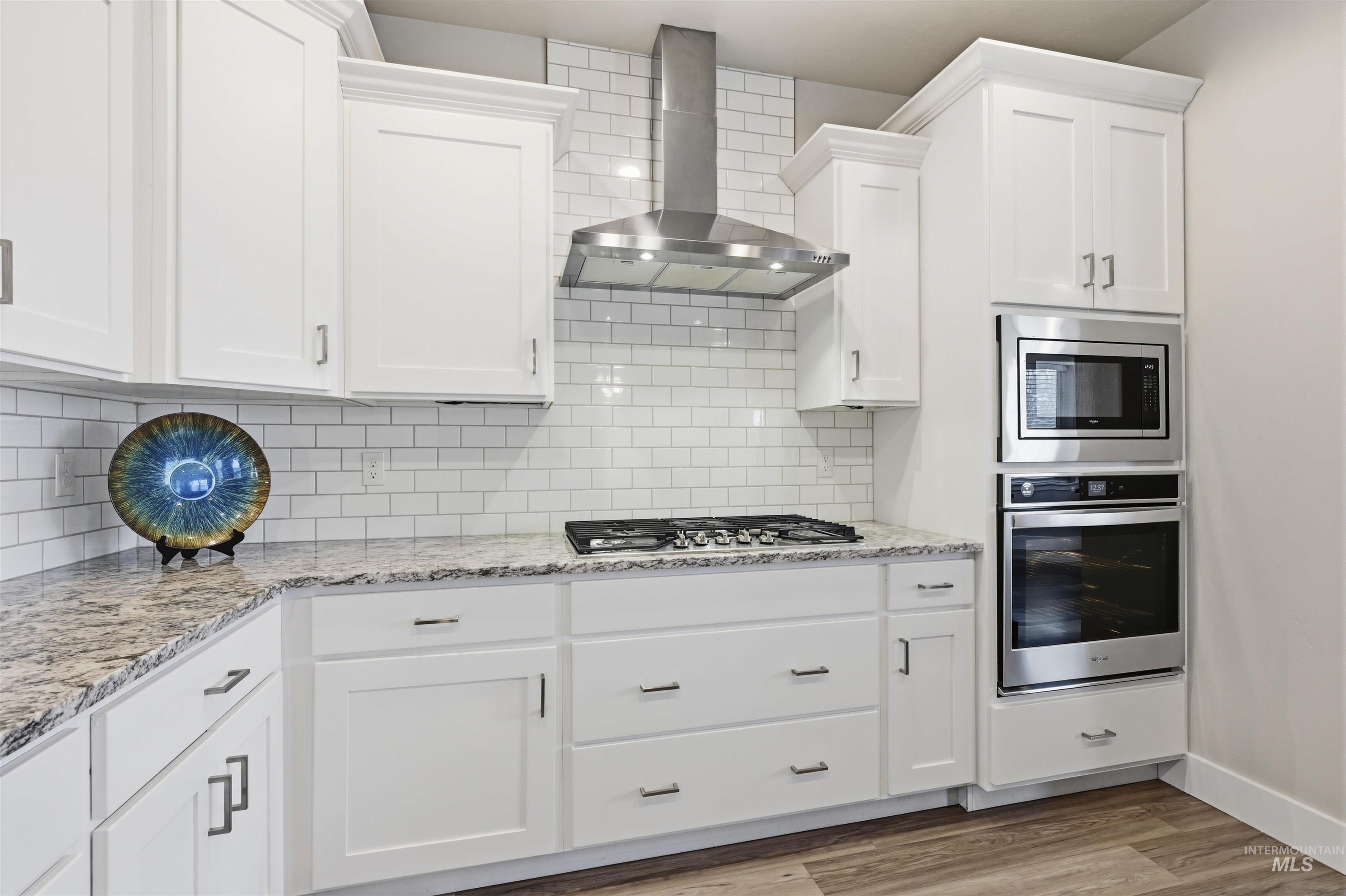 2229 E Grayson St, Meridian, Idaho 83642, 3 Bedrooms, 2 Bathrooms, Residential For Sale, Price $589,000, 98972926