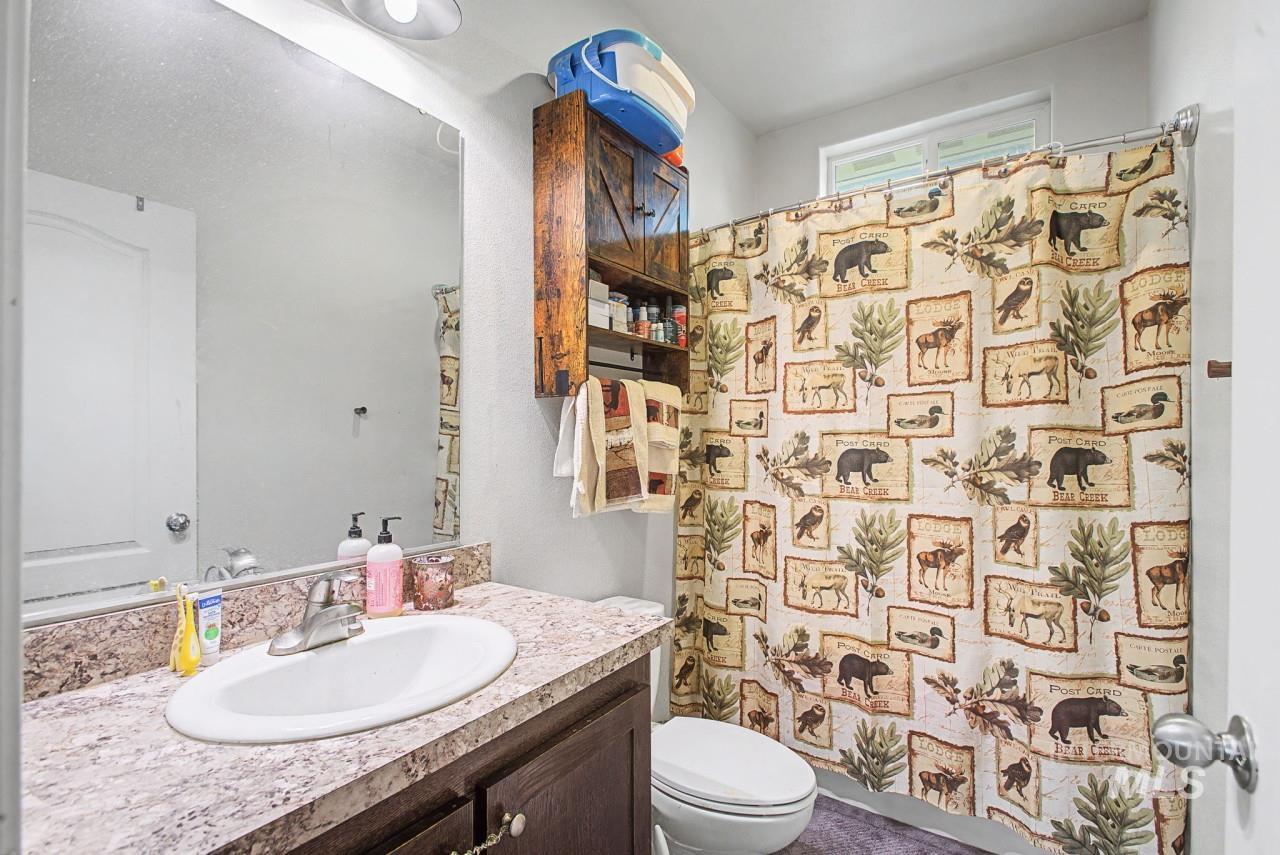 1224 1/2 Burrell Ave, Lewiston, Idaho 83501, 3 Bedrooms, 2 Bathrooms, Residential For Sale, Price $325,000,MLS 98972932