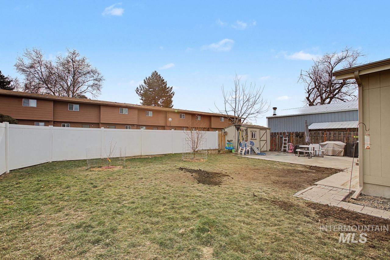 1224 1/2 Burrell Ave, Lewiston, Idaho 83501, 3 Bedrooms, 2 Bathrooms, Residential For Sale, Price $325,000,MLS 98972932