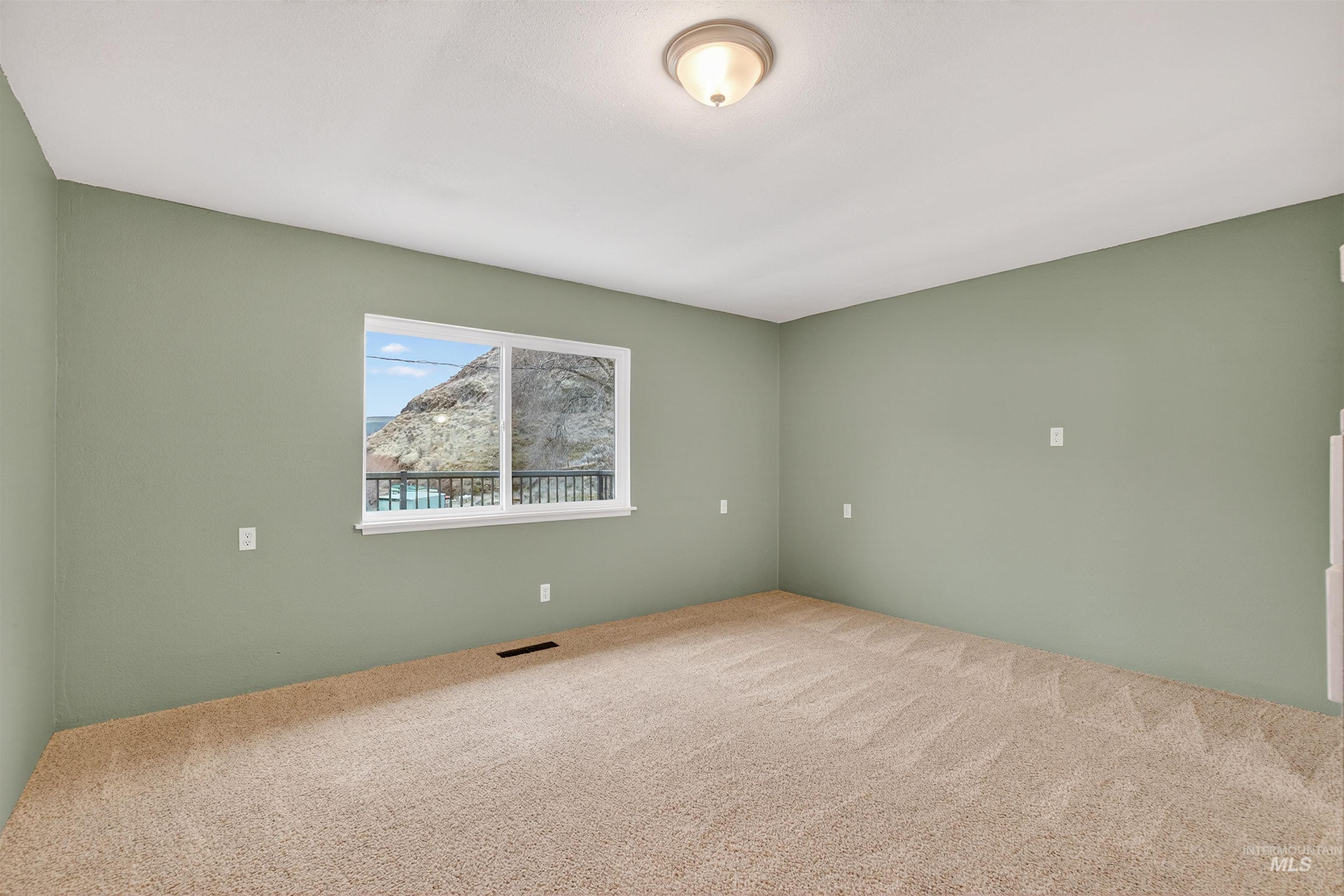 8049 Asotin Creek Road, Asotin, Washington 99402, 3 Bedrooms, 2 Bathrooms, Residential For Sale, Price $469,900,MLS 98972933