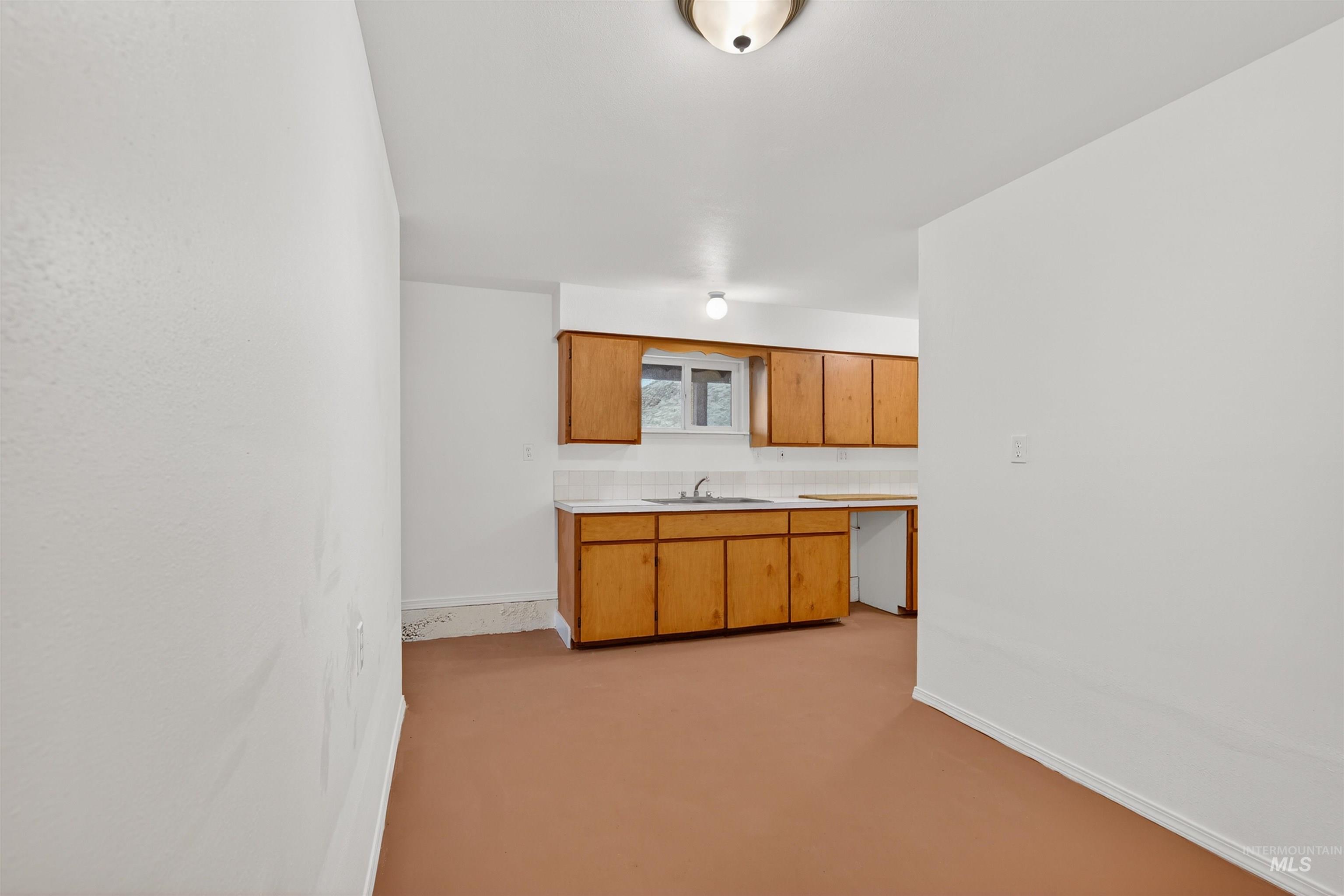 8049 Asotin Creek Road, Asotin, Washington 99402, 3 Bedrooms, 2 Bathrooms, Residential For Sale, Price $469,900,MLS 98972933