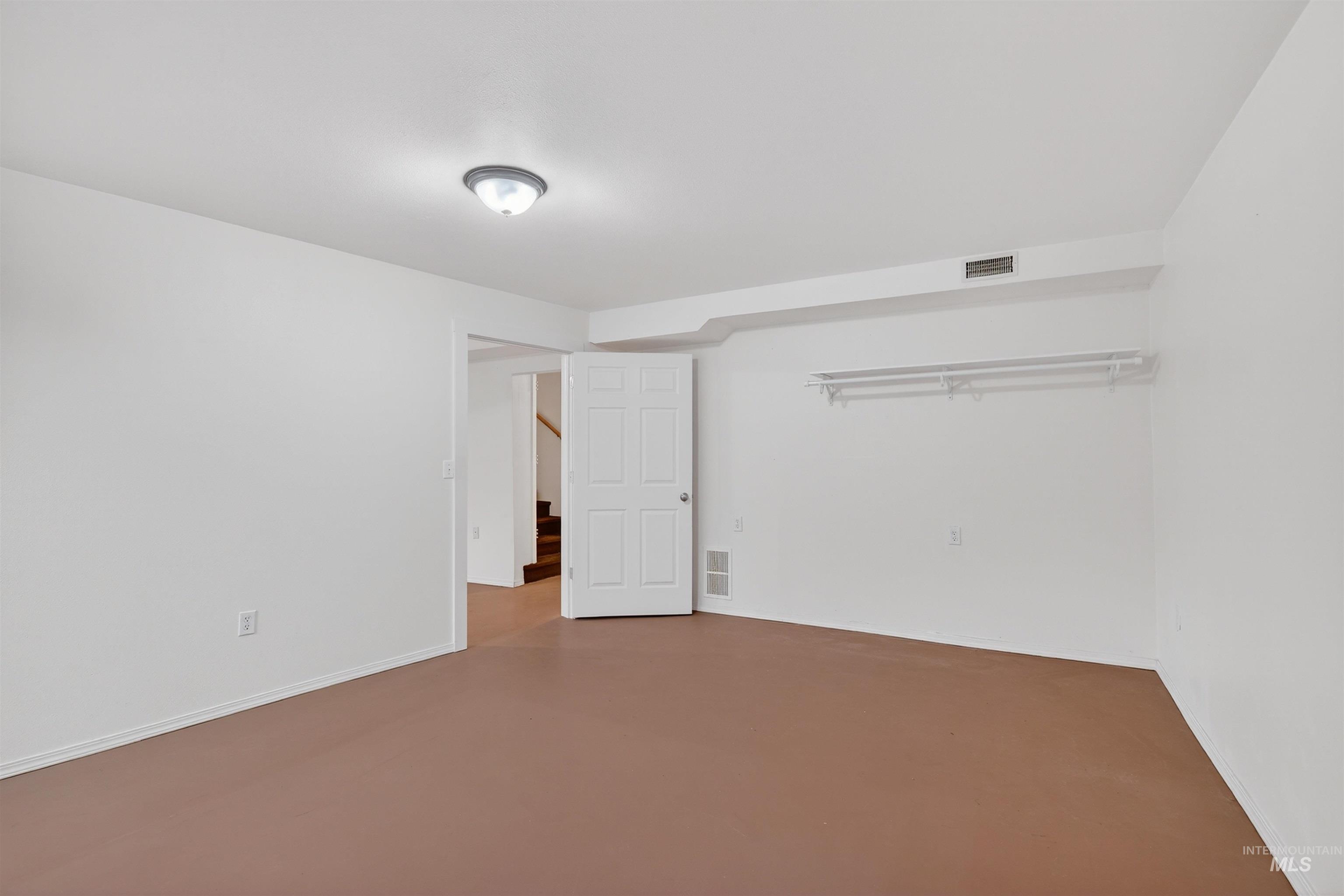 8049 Asotin Creek Road, Asotin, Washington 99402, 3 Bedrooms, 2 Bathrooms, Residential For Sale, Price $469,900,MLS 98972933