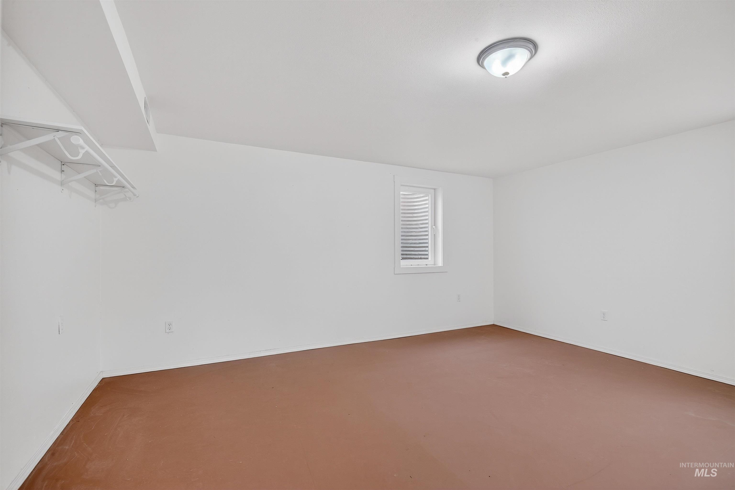 8049 Asotin Creek Road, Asotin, Washington 99402, 3 Bedrooms, 2 Bathrooms, Residential For Sale, Price $469,900,MLS 98972933