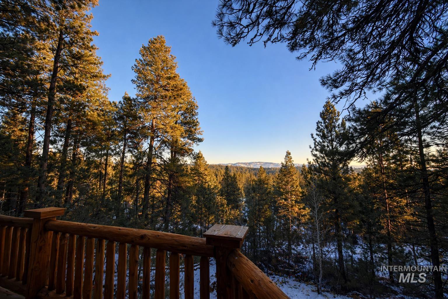 397 Warm Lake Rd, Cascade, Idaho 83611, 4 Bedrooms, 2 Bathrooms, Residential For Sale, Price $740,000,MLS 98972934