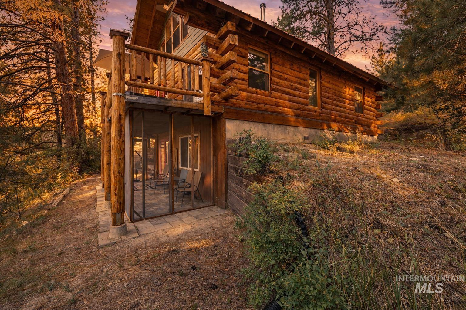 397 Warm Lake Rd, Cascade, Idaho 83611, 4 Bedrooms, 2 Bathrooms, Residential For Sale, Price $740,000,MLS 98972934