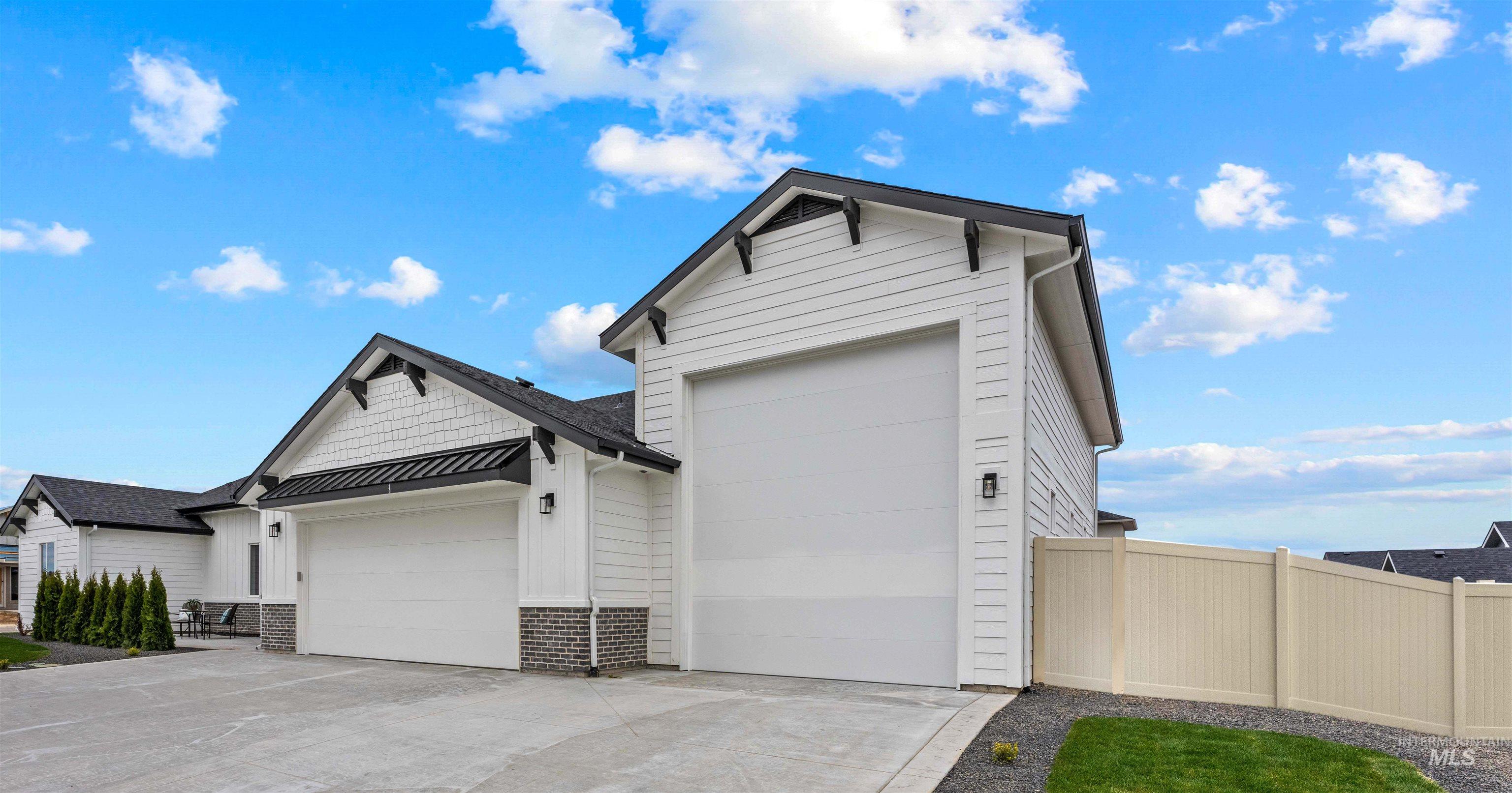 9943 W Sunberry Ct, Star, Idaho 83669, 4 Bedrooms, 2.5 Bathrooms, Residential For Sale, Price $649,995, 98972937