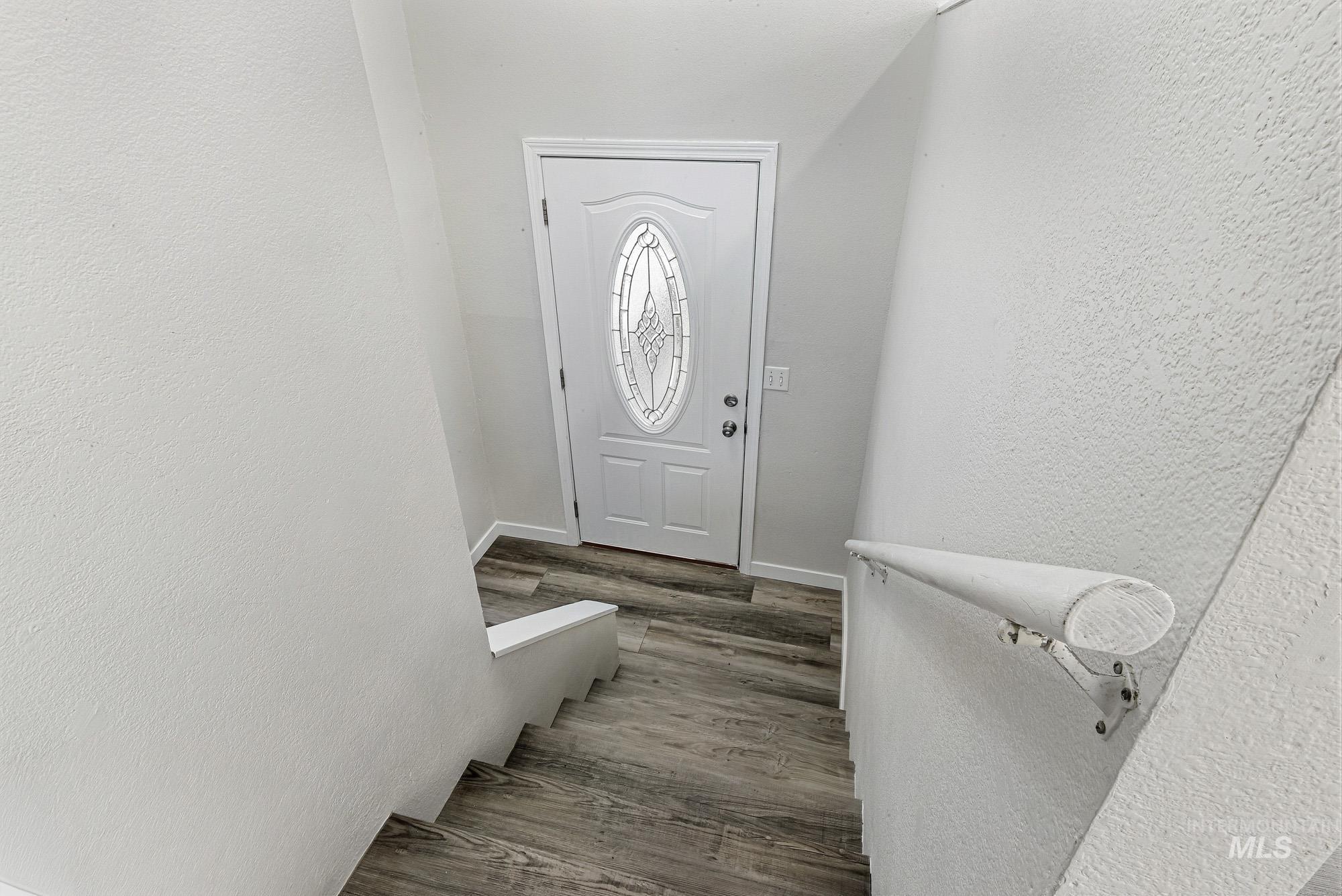 278 E Ranch Drive, Eagle, Idaho 83616, 5 Bedrooms, 3 Bathrooms, Residential For Sale, Price $565,000,MLS 98972939