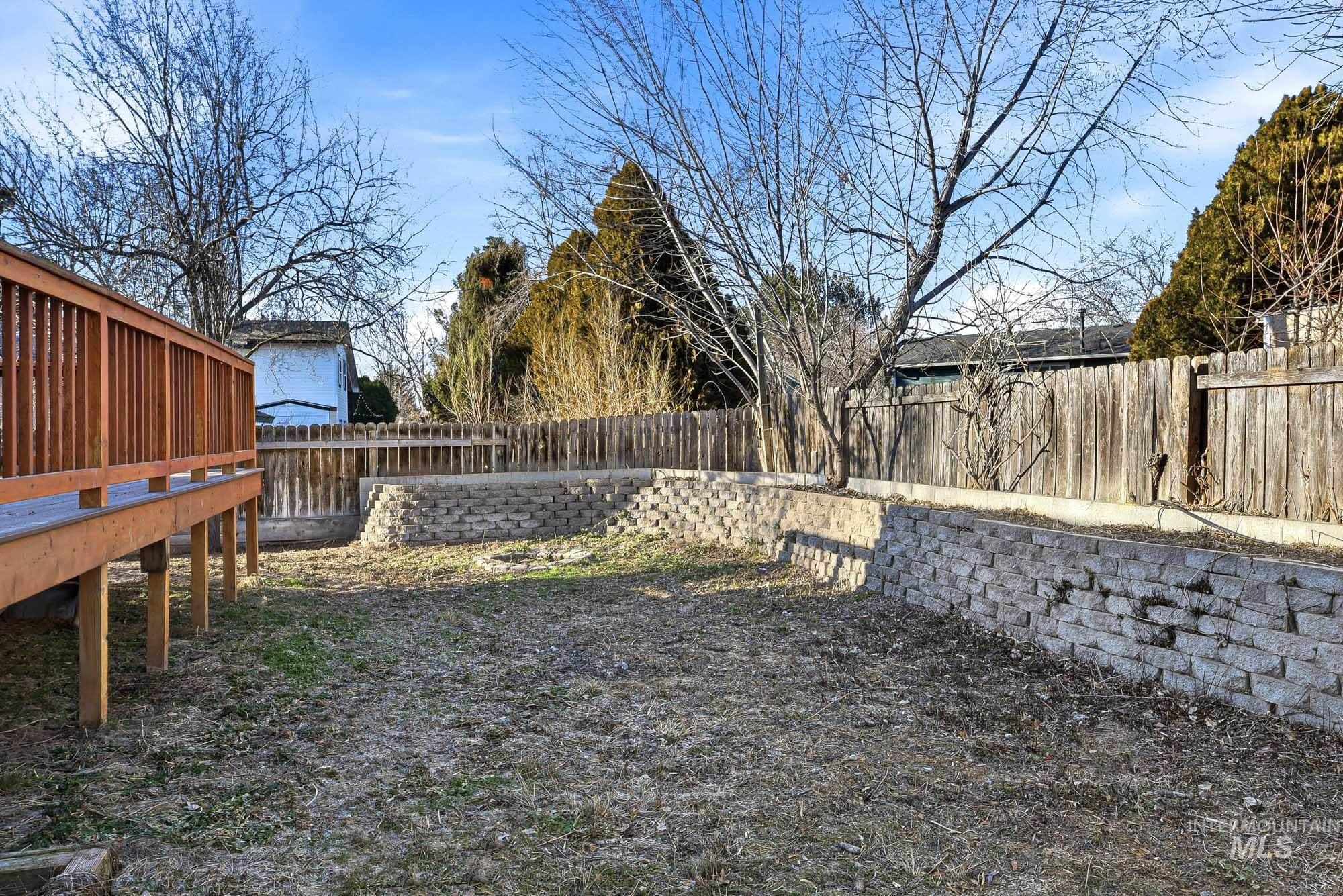 278 E Ranch Drive, Eagle, Idaho 83616, 5 Bedrooms, 3 Bathrooms, Residential For Sale, Price $565,000,MLS 98972939