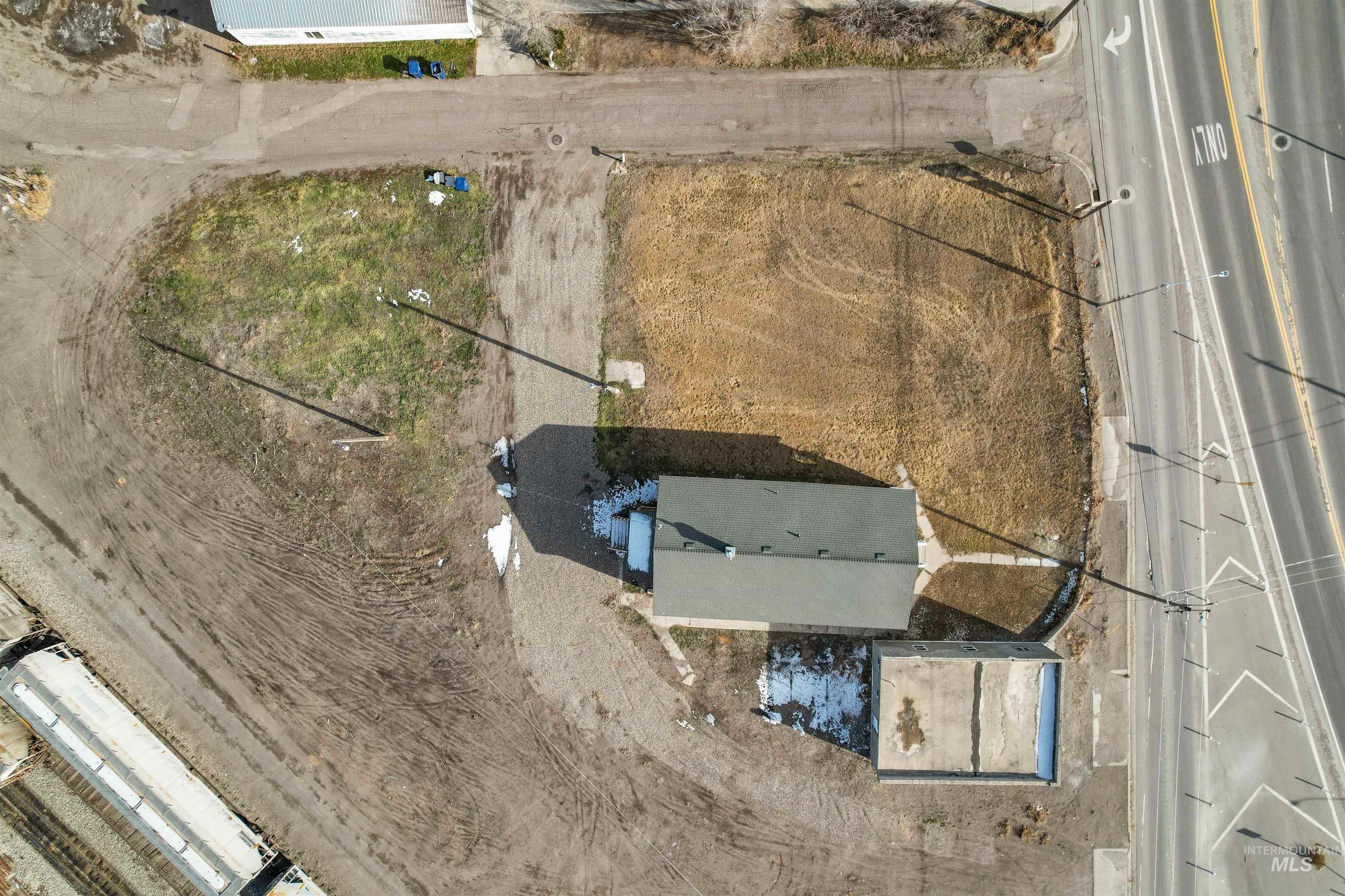 206 E 8th Street, Rupert, Idaho 83350, 2 Bedrooms, 2 Bathrooms, Residential For Sale, Price $250,000,MLS 98972940