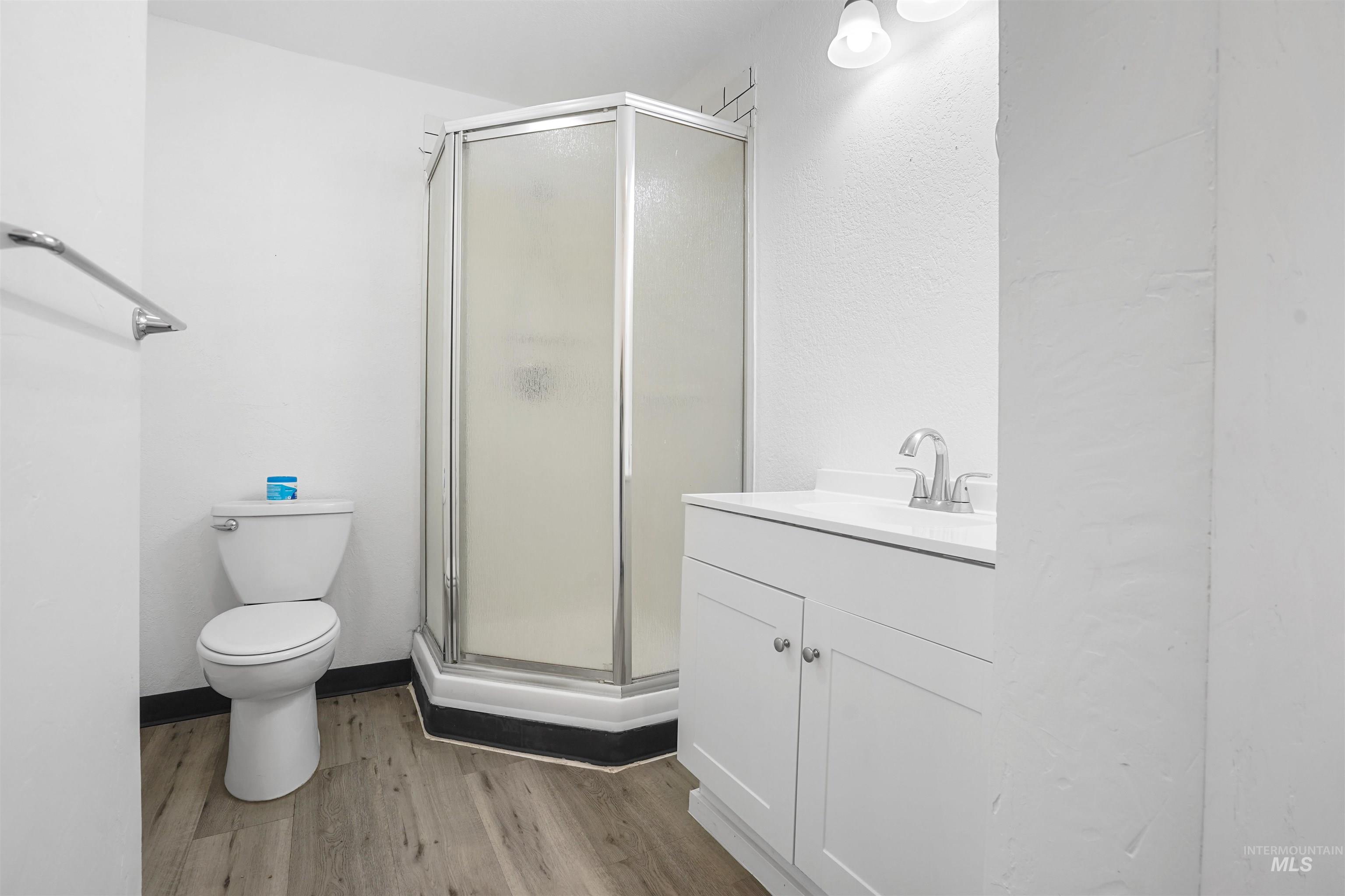 206 E 8th Street, Rupert, Idaho 83350, 2 Bedrooms, 2 Bathrooms, Residential For Sale, Price $250,000,MLS 98972940