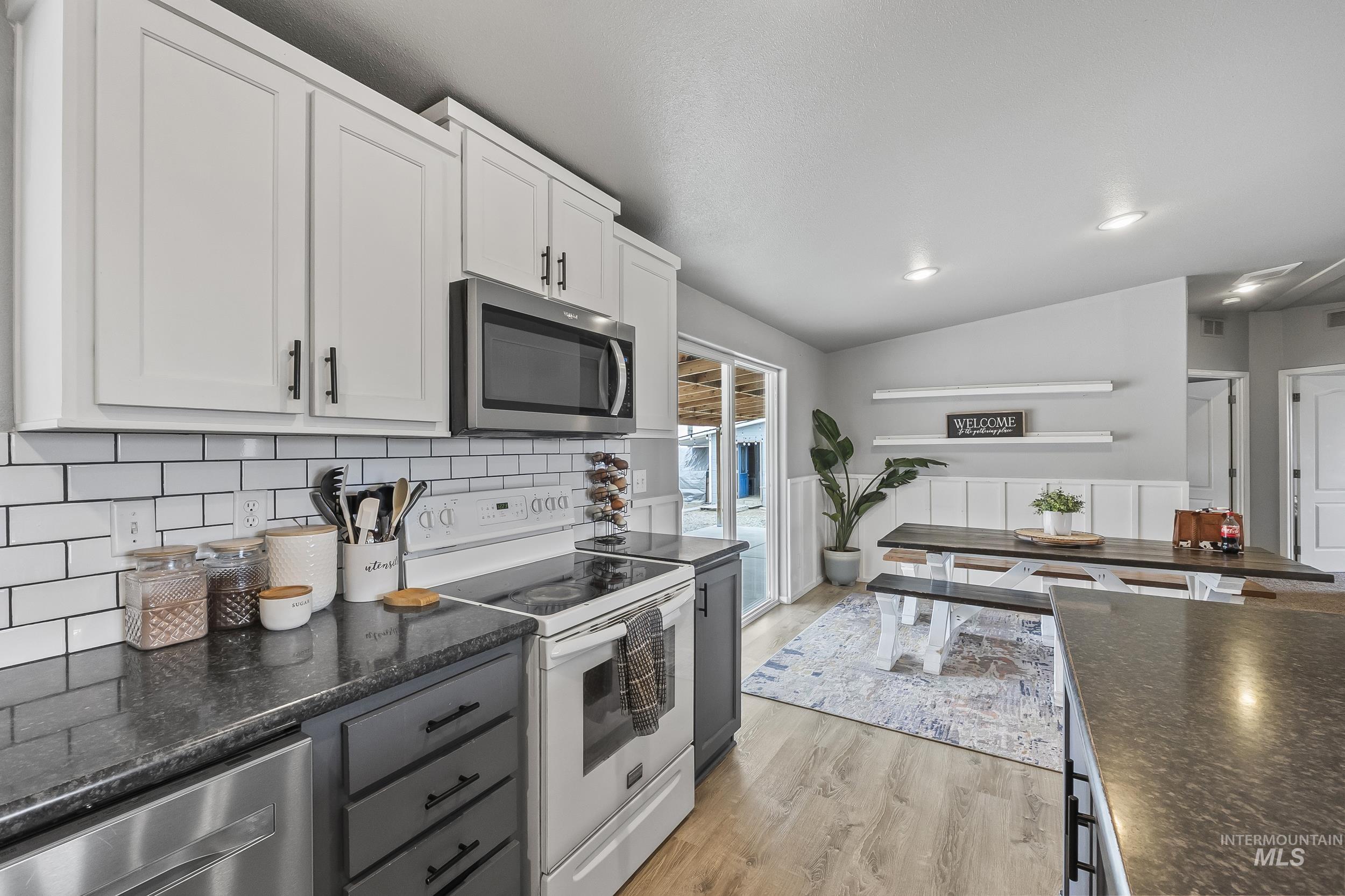 12944 Goodson Rd, Middleton, Idaho 83644, 4 Bedrooms, 2 Bathrooms, Residential For Sale, Price $535,000,MLS 98972941