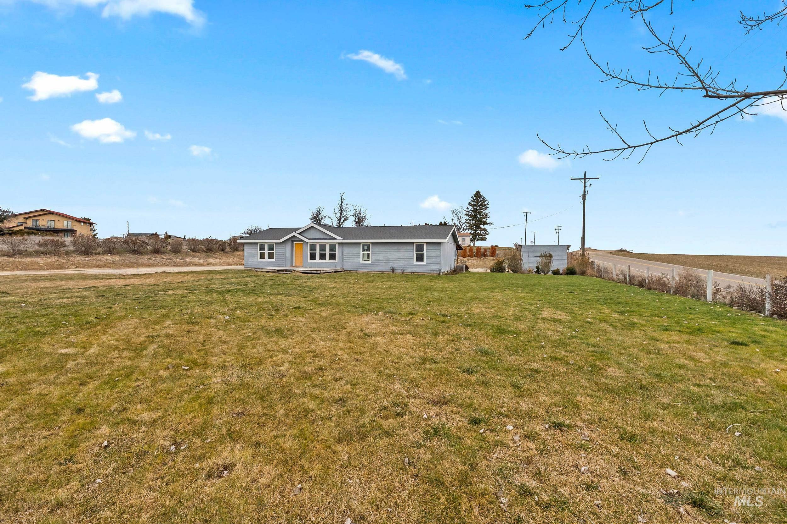 12944 Goodson Rd, Middleton, Idaho 83644, 4 Bedrooms, 2 Bathrooms, Residential For Sale, Price $535,000,MLS 98972941