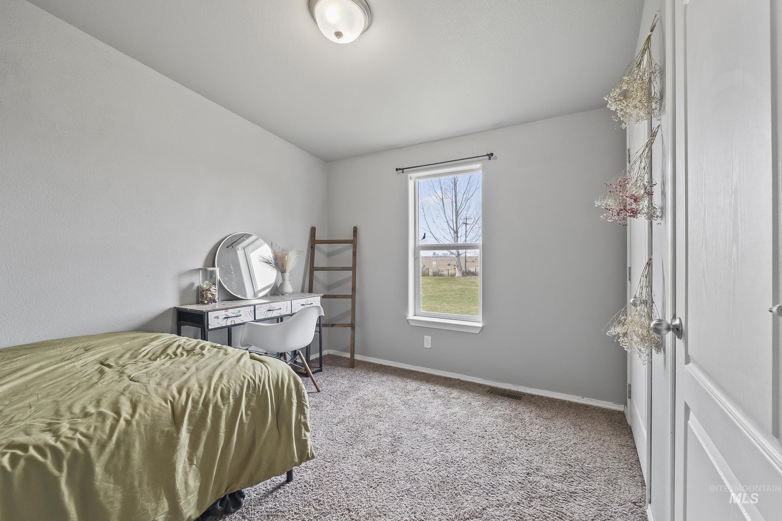 12944 Goodson Rd, Middleton, Idaho 83644, 4 Bedrooms, 2 Bathrooms, Residential For Sale, Price $535,000,MLS 98972941