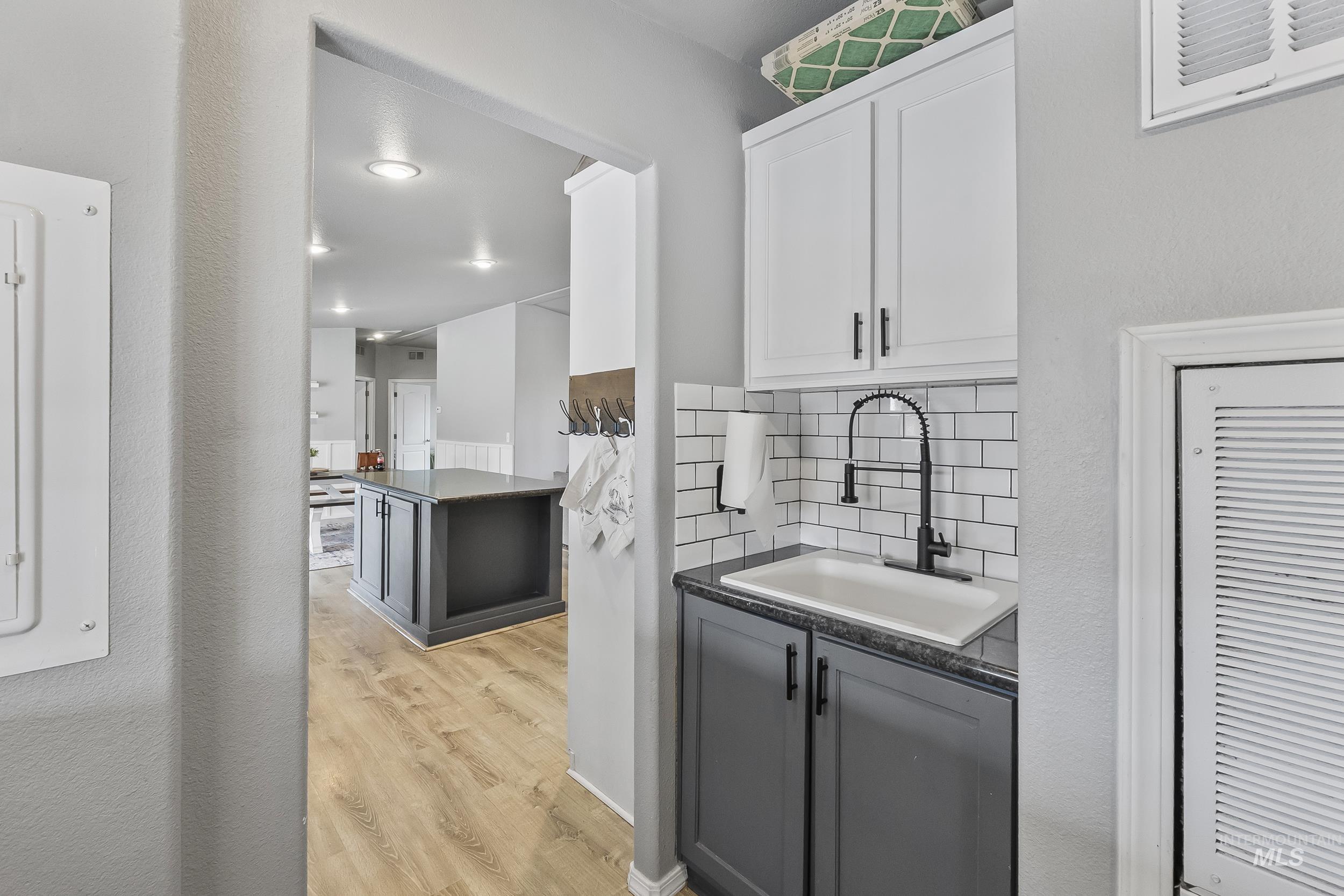 12944 Goodson Rd, Middleton, Idaho 83644, 4 Bedrooms, 2 Bathrooms, Residential For Sale, Price $535,000,MLS 98972941