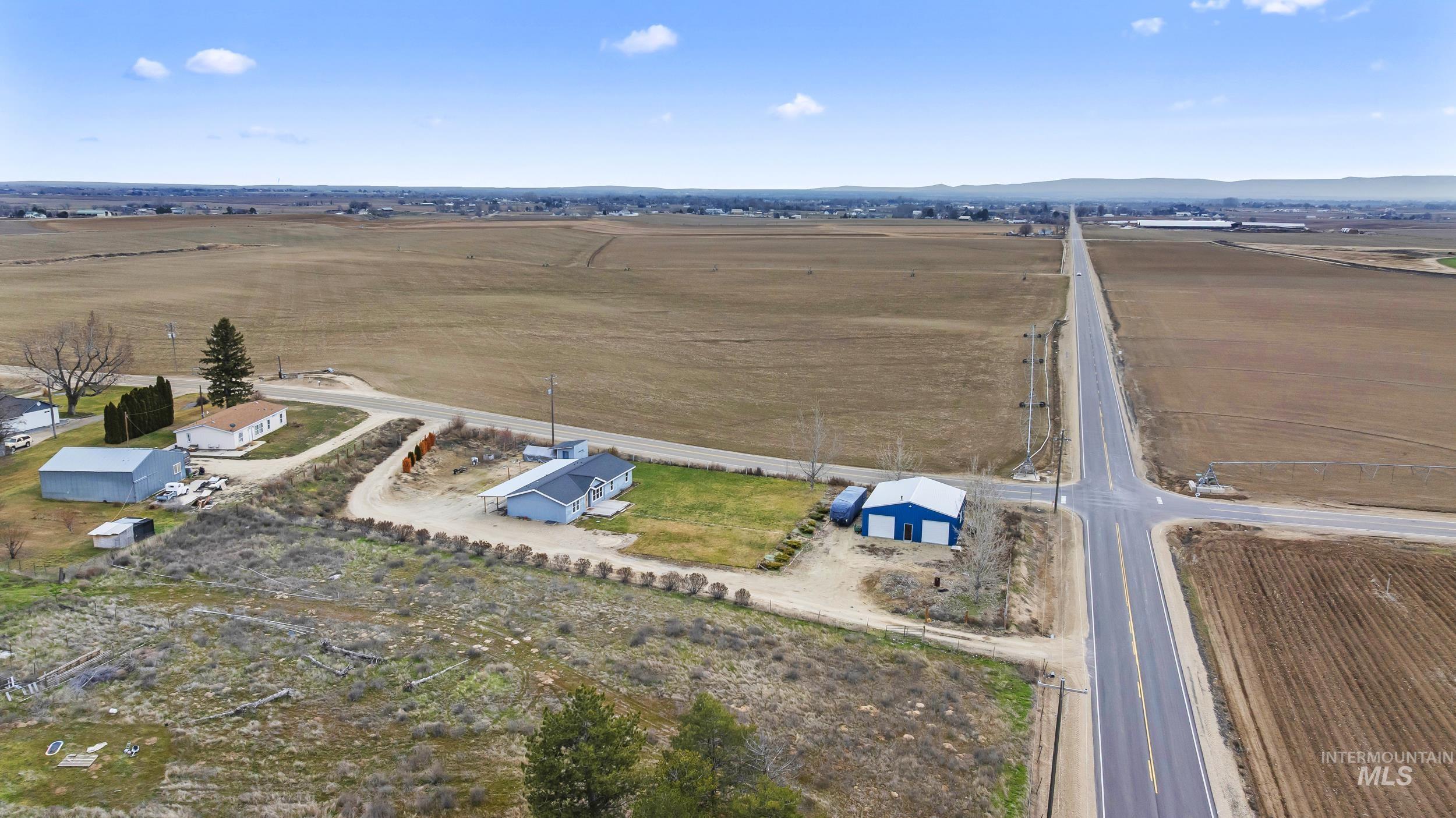 12944 Goodson Rd, Middleton, Idaho 83644, 4 Bedrooms, 2 Bathrooms, Residential For Sale, Price $535,000,MLS 98972941