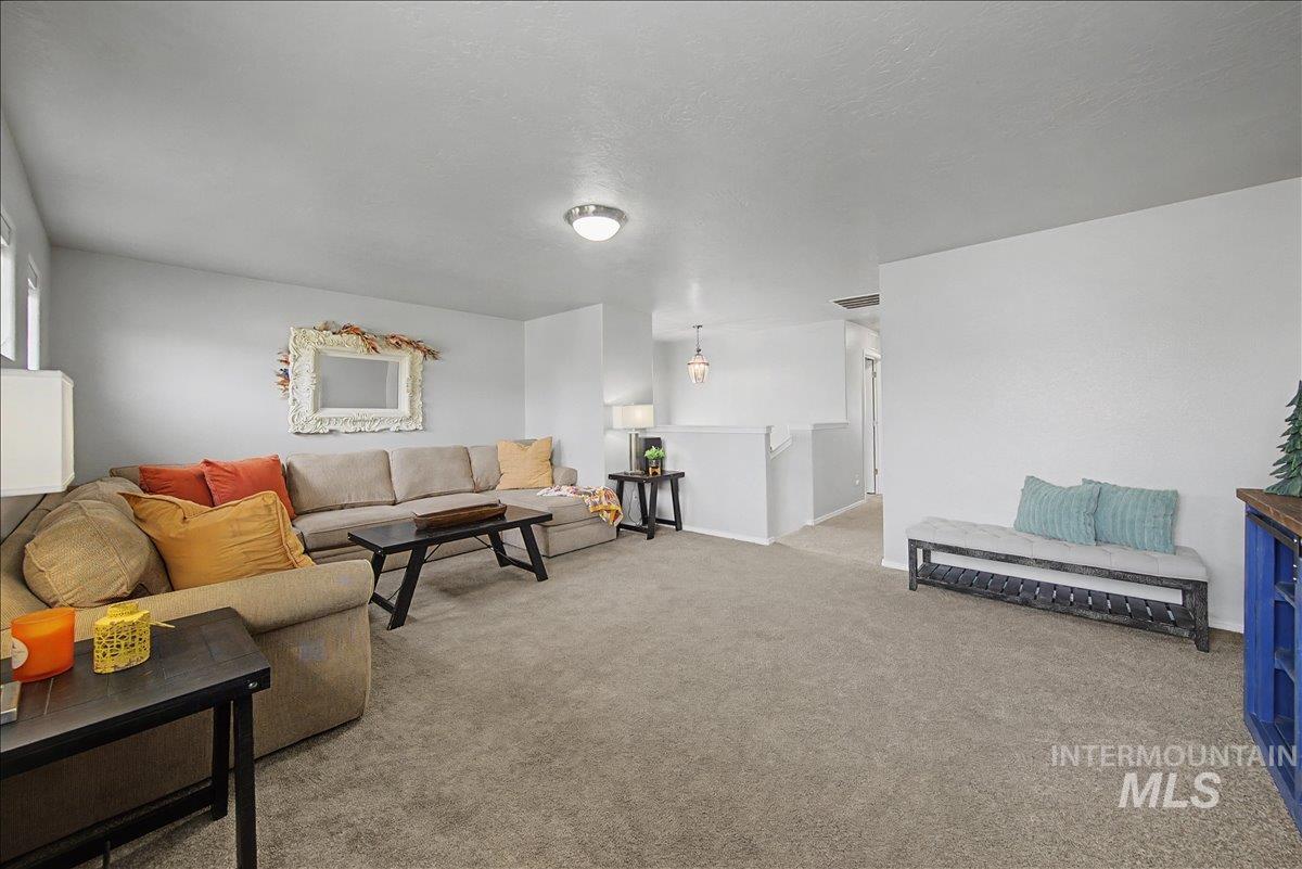 681 W Archerfield St, Meridian, Idaho 83646, 4 Bedrooms, 2.5 Bathrooms, Residential For Sale, Price $514,000,MLS 98972942