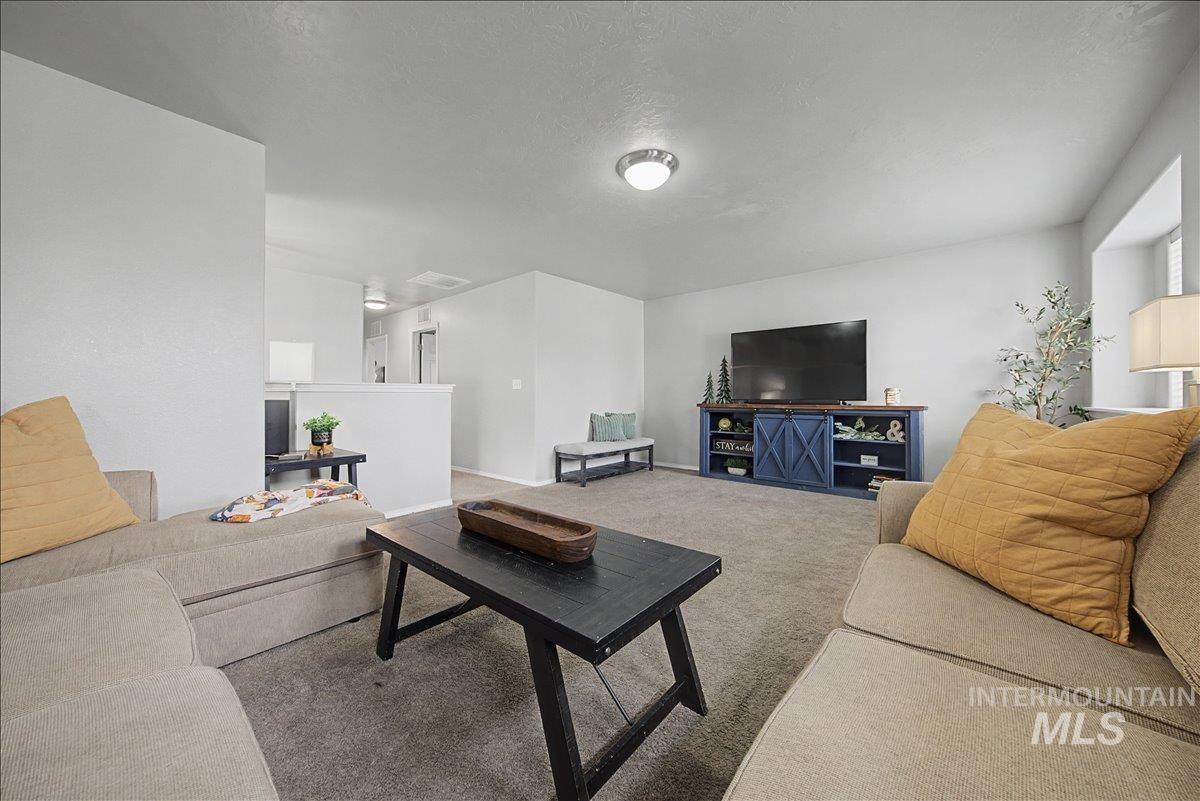 681 W Archerfield St, Meridian, Idaho 83646, 4 Bedrooms, 2.5 Bathrooms, Residential For Sale, Price $514,000,MLS 98972942