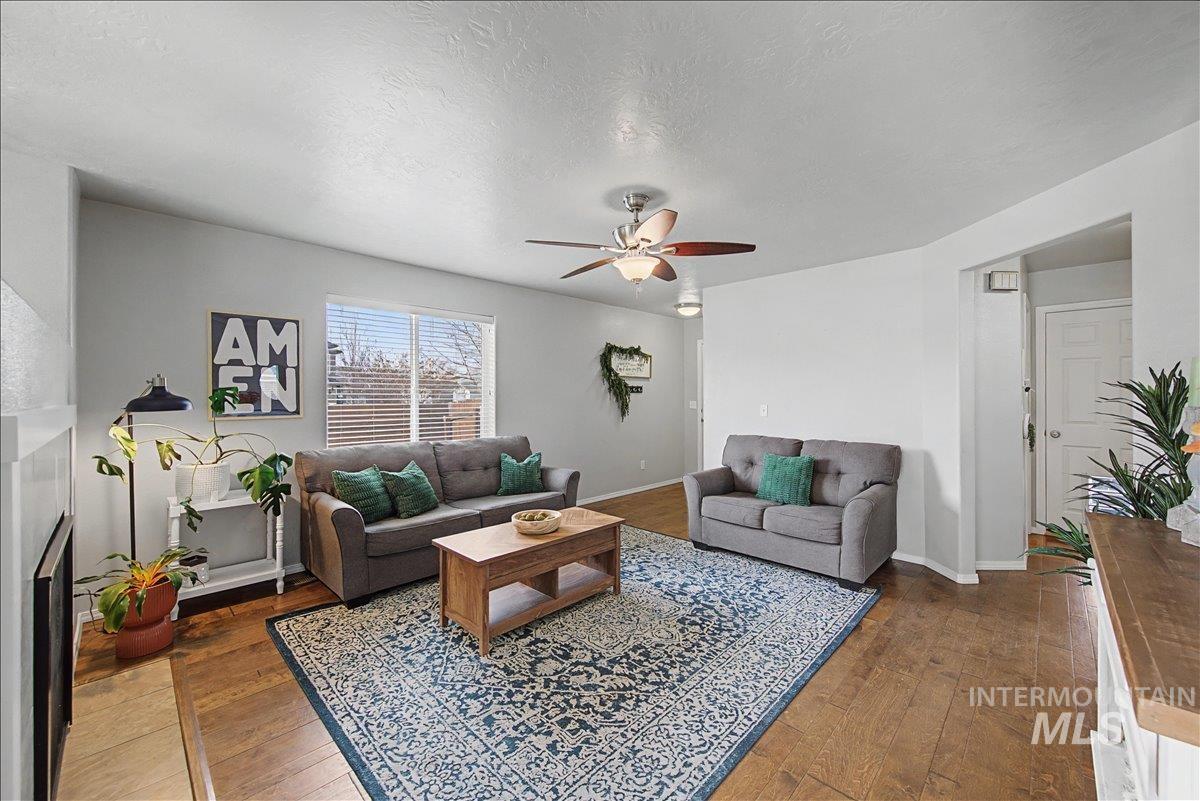 681 W Archerfield St, Meridian, Idaho 83646, 4 Bedrooms, 2.5 Bathrooms, Residential For Sale, Price $514,000,MLS 98972942