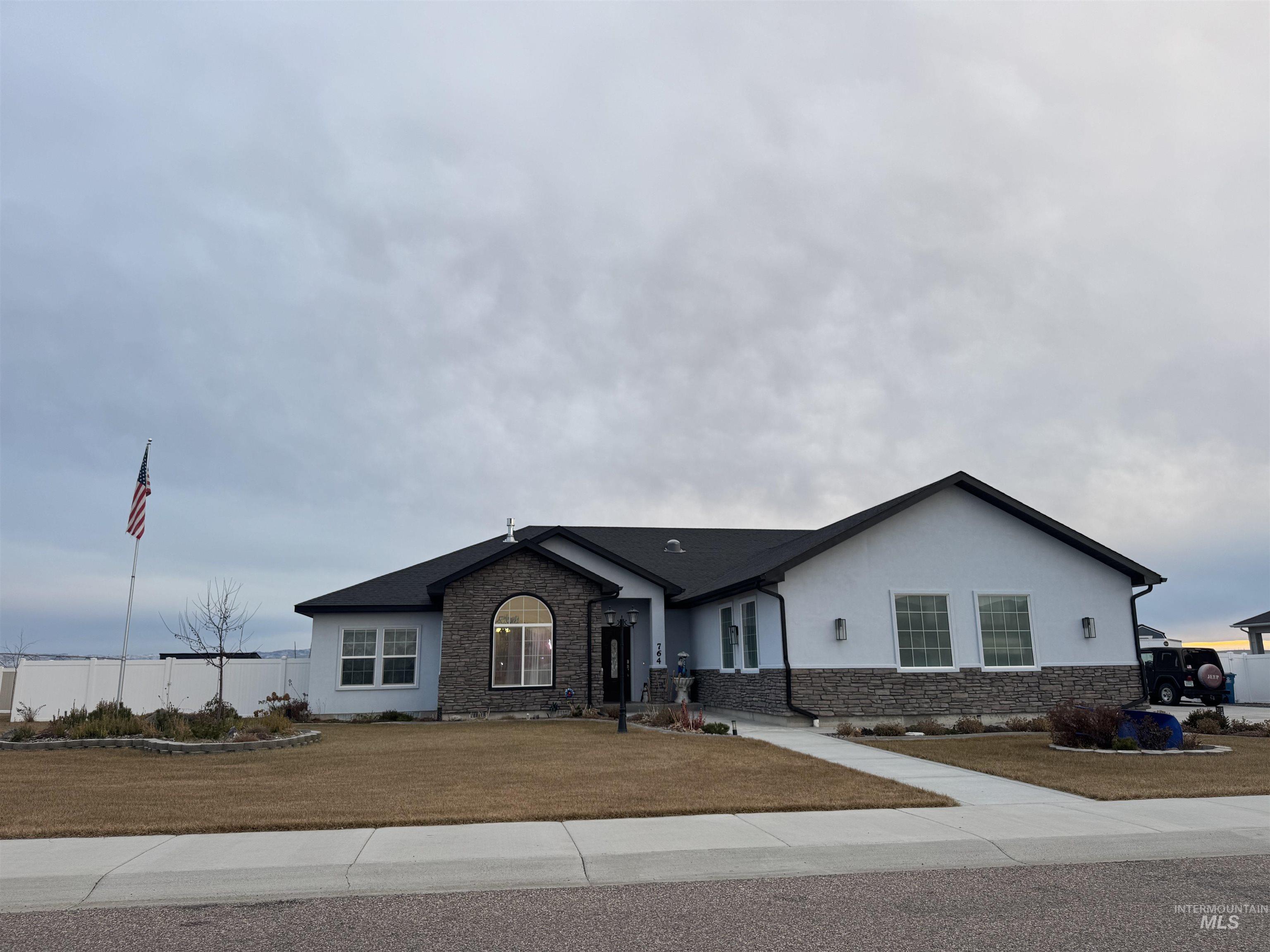 764 Heidi Terrace, Kimberly, Idaho 83341, 4 Bedrooms, 2 Bathrooms, Residential For Sale, Price $785,000,MLS 98972944