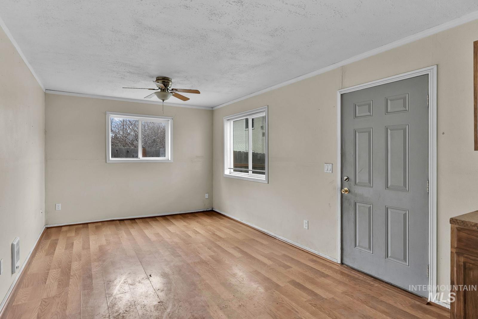 4715 Reeves, Coeur d'Alene, Idaho 83814, 2 Bedrooms, 1 Bathroom, Residential For Sale, Price $273,500,MLS 98972945