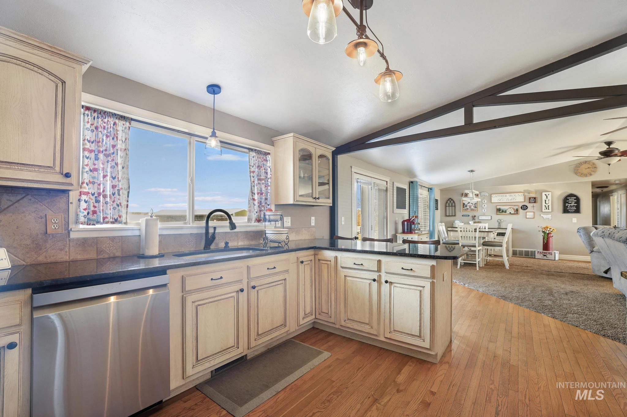 2342 Garey Ln, Filer, Idaho 83328-5543, 4 Bedrooms, 3 Bathrooms, Residential For Sale, Price $575,000,MLS 98972946