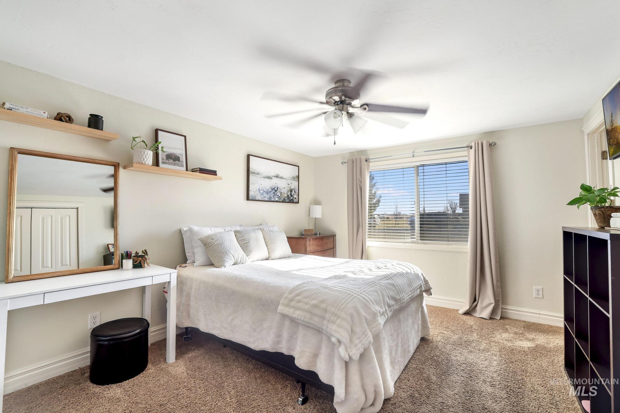 2342 Garey Ln, Filer, Idaho 83328-5543, 4 Bedrooms, 3 Bathrooms, Residential For Sale, Price $575,000,MLS 98972946