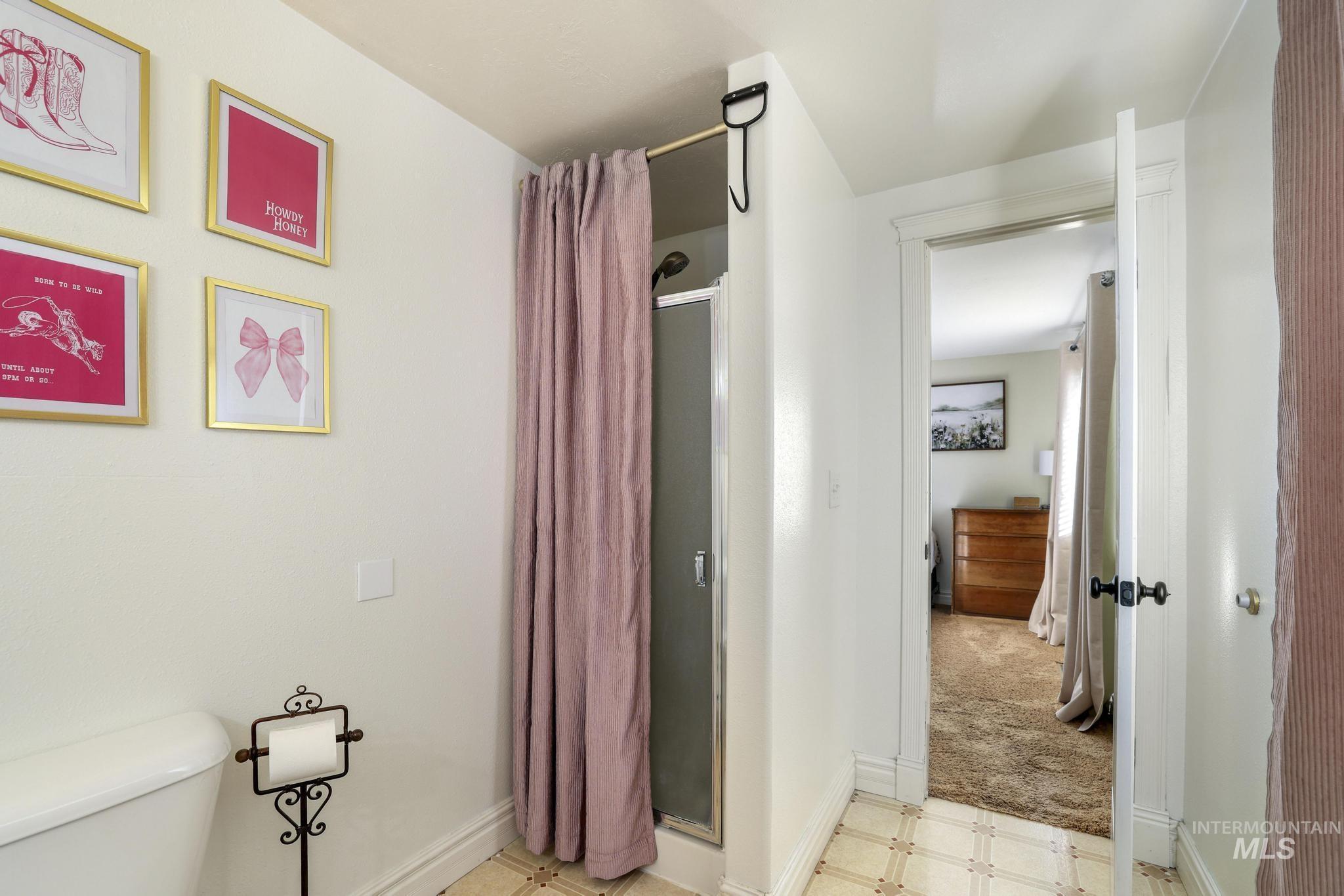 2342 Garey Ln, Filer, Idaho 83328-5543, 4 Bedrooms, 3 Bathrooms, Residential For Sale, Price $575,000,MLS 98972946