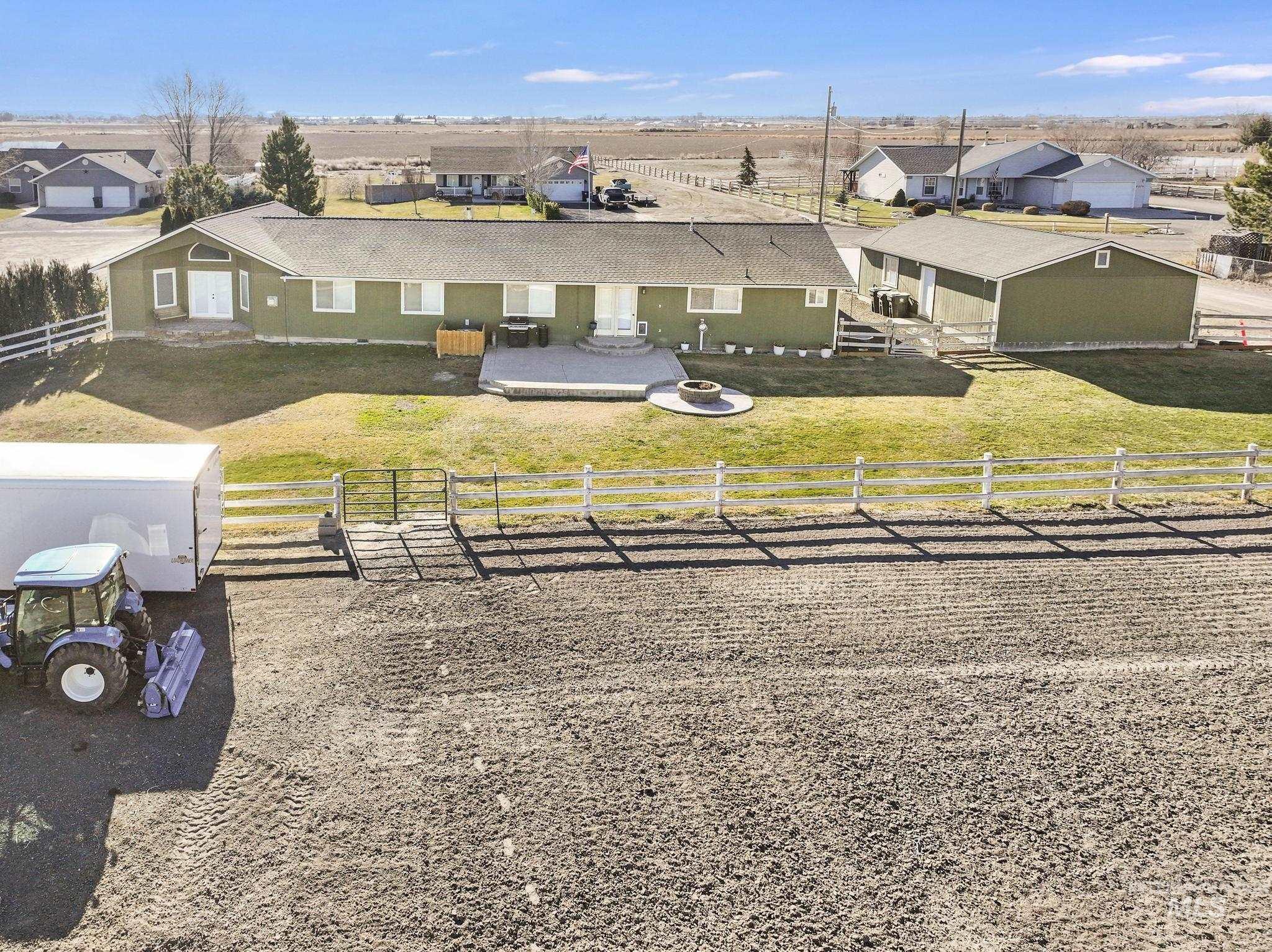 2342 Garey Ln, Filer, Idaho 83328-5543, 4 Bedrooms, 3 Bathrooms, Residential For Sale, Price $575,000,MLS 98972946