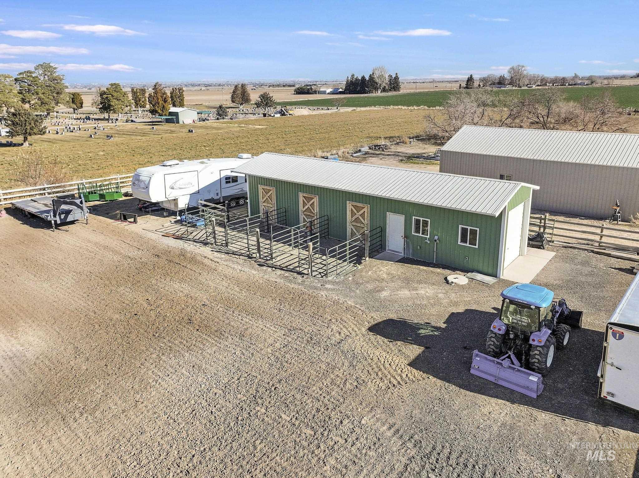 2342 Garey Ln, Filer, Idaho 83328-5543, 4 Bedrooms, 3 Bathrooms, Residential For Sale, Price $575,000,MLS 98972946