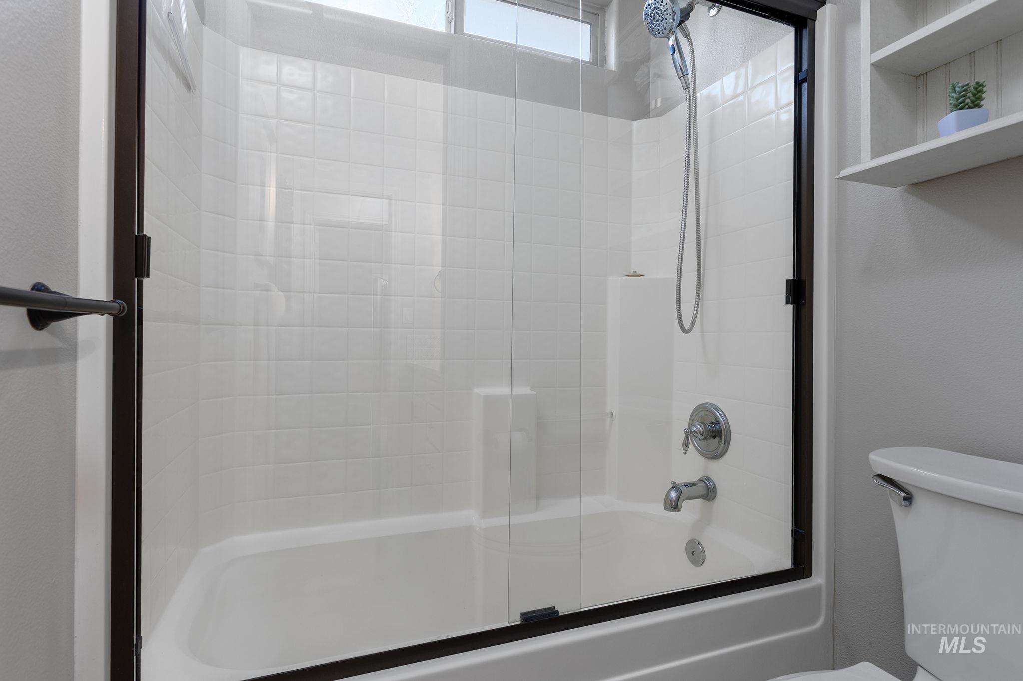 2217 E Satterfield St., Meridian, Idaho 83646, 4 Bedrooms, 2 Bathrooms, Residential For Sale, Price $549,900,MLS 98972948