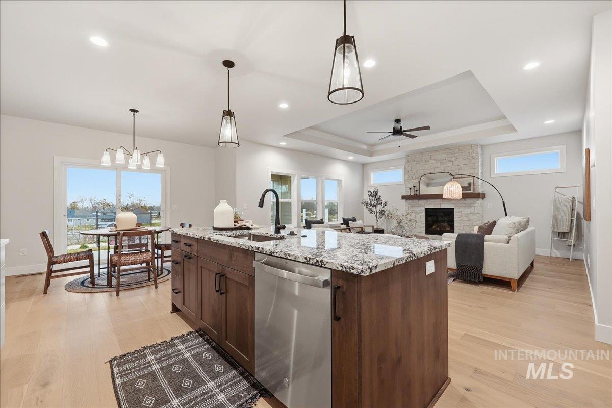 402 W Flour Mill Court, Middleton, Idaho 83644, 3 Bedrooms, 2.5 Bathrooms, Residential For Sale, Price $647,900,MLS 98972952