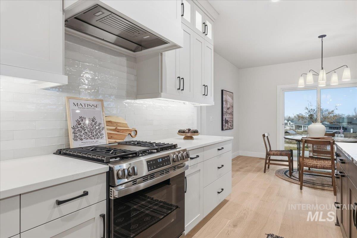 402 W Flour Mill Court, Middleton, Idaho 83644, 3 Bedrooms, 2.5 Bathrooms, Residential For Sale, Price $647,900,MLS 98972952