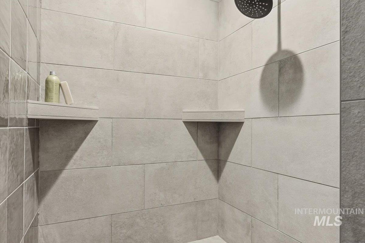 402 W Flour Mill Court, Middleton, Idaho 83644, 3 Bedrooms, 2.5 Bathrooms, Residential For Sale, Price $647,900,MLS 98972952