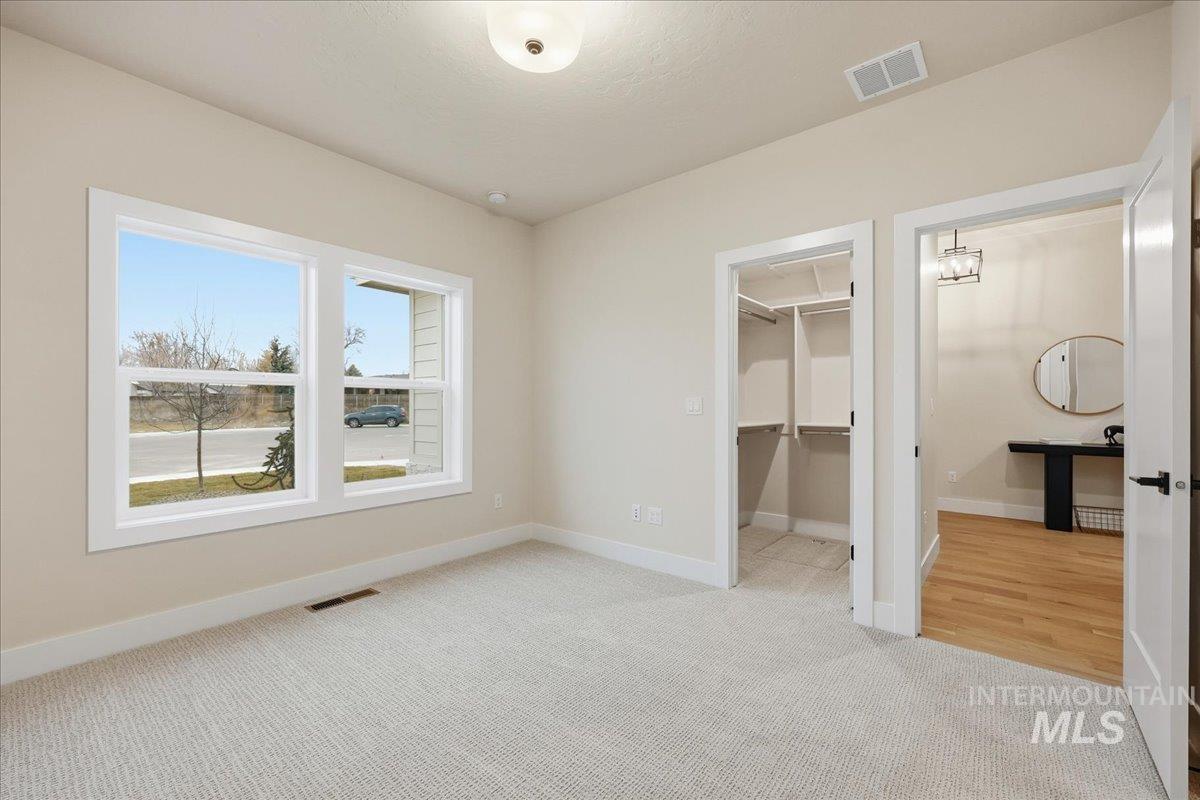 402 W Flour Mill Court, Middleton, Idaho 83644, 3 Bedrooms, 2.5 Bathrooms, Residential For Sale, Price $647,900,MLS 98972952