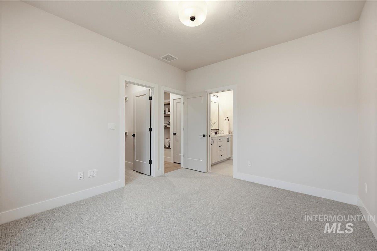 402 W Flour Mill Court, Middleton, Idaho 83644, 3 Bedrooms, 2.5 Bathrooms, Residential For Sale, Price $647,900,MLS 98972952