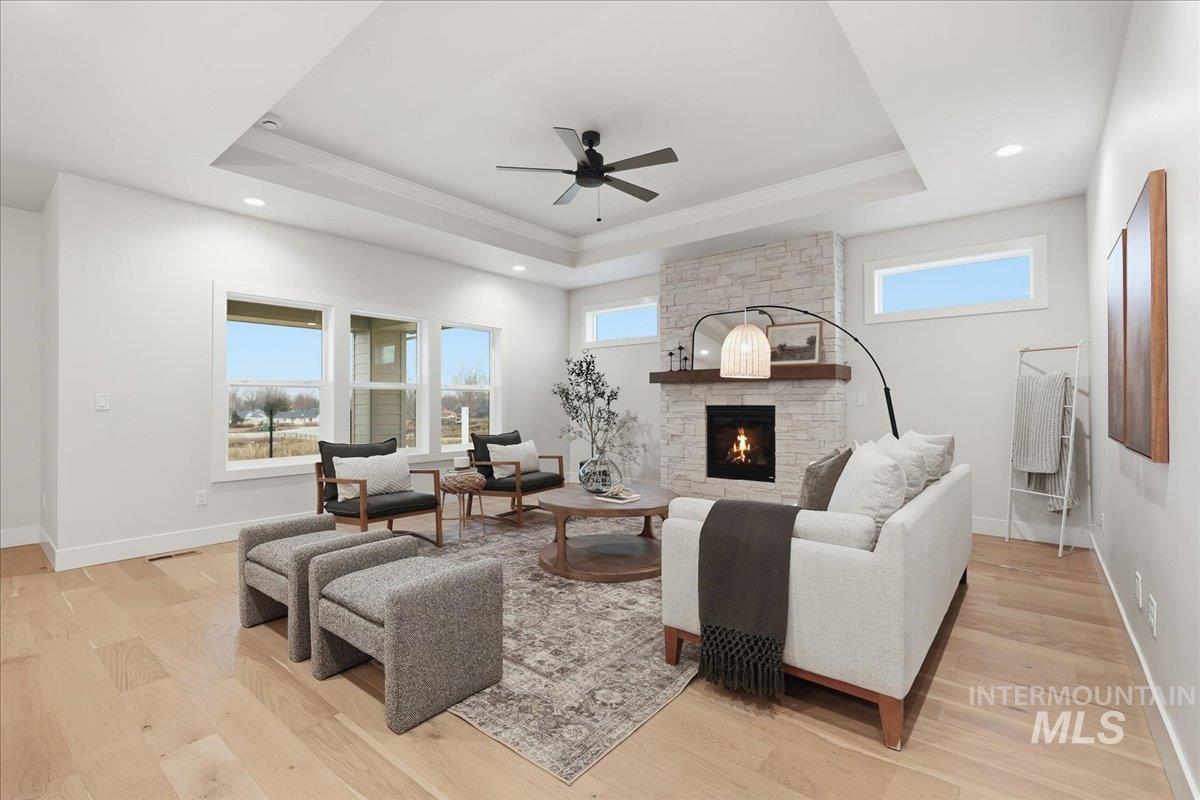 402 W Flour Mill Court, Middleton, Idaho 83644, 3 Bedrooms, 2.5 Bathrooms, Residential For Sale, Price $647,900,MLS 98972952