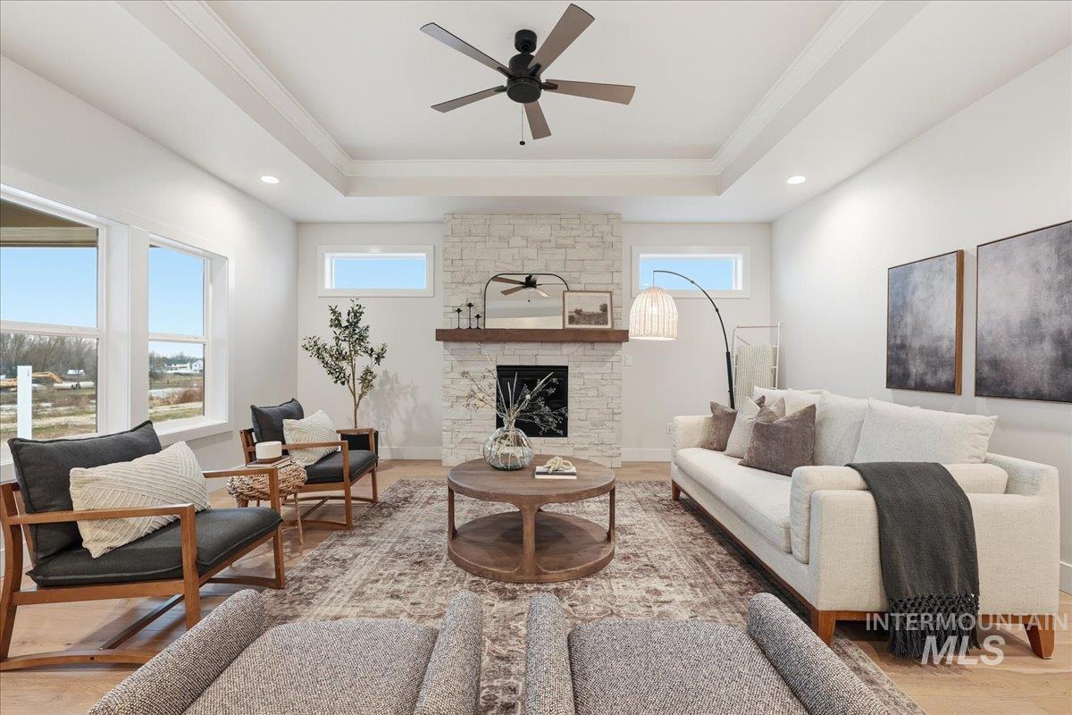 402 W Flour Mill Court, Middleton, Idaho 83644, 3 Bedrooms, 2.5 Bathrooms, Residential For Sale, Price $647,900,MLS 98972952