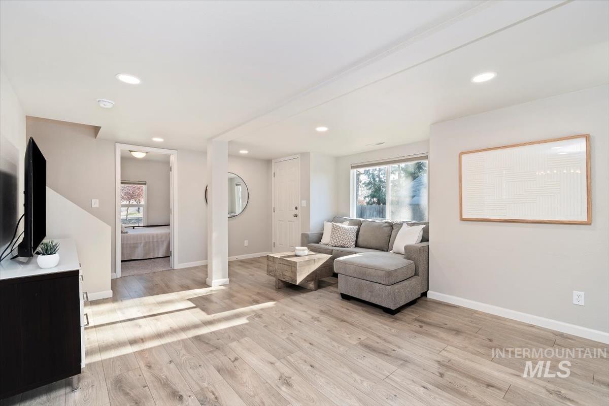 1916 E Oak St, Caldwell, Idaho 83605, Business/Commercial For Sale, Price $435,000,MLS 98972955