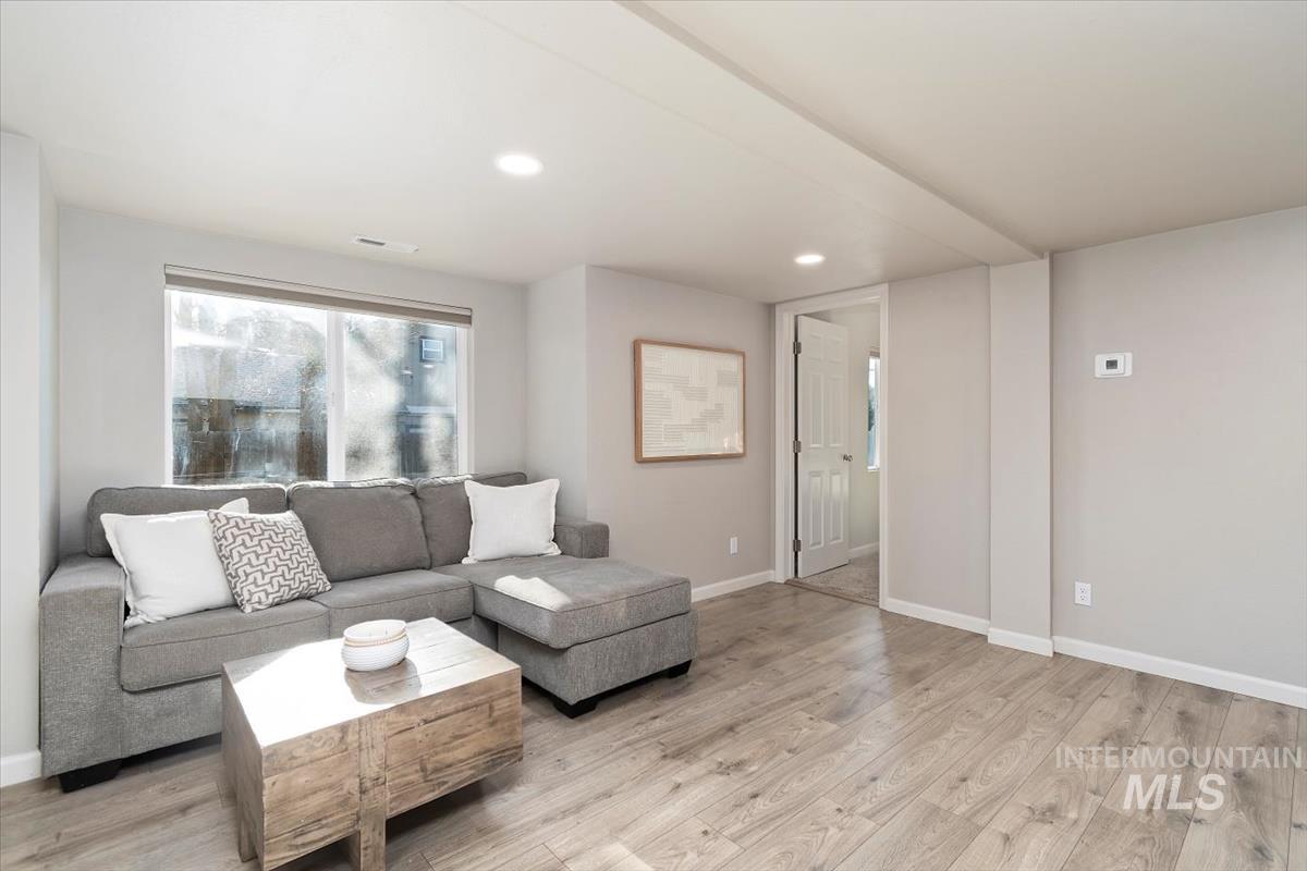 1916 E Oak St, Caldwell, Idaho 83605, Business/Commercial For Sale, Price $435,000,MLS 98972955