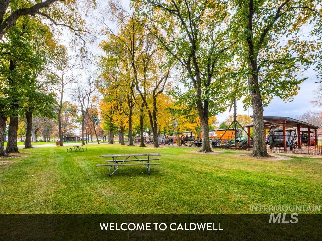 1916 E Oak St, Caldwell, Idaho 83605, Business/Commercial For Sale, Price $435,000,MLS 98972955