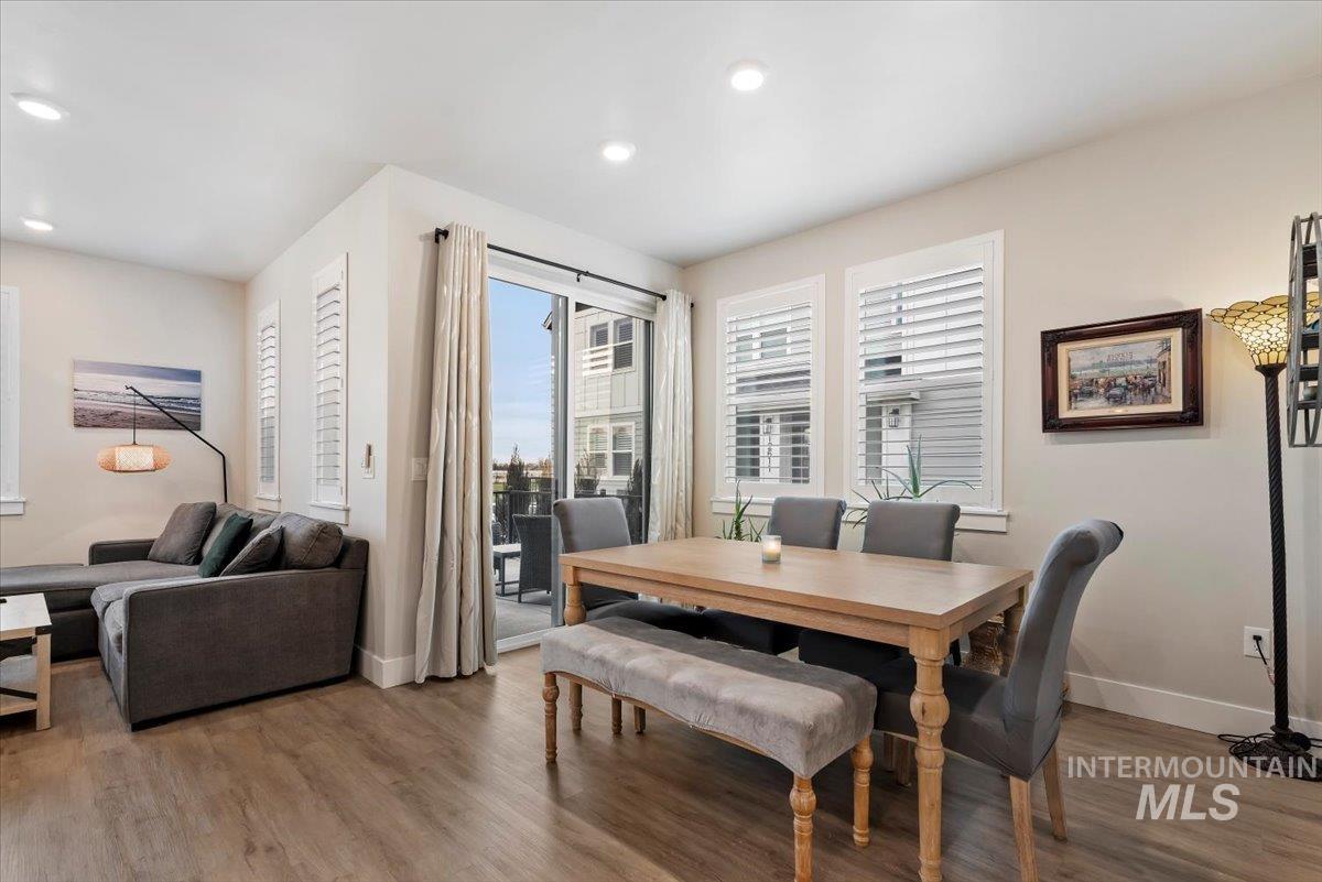 203 S Koyukuk Ln, Star, Idaho 83669, 4 Bedrooms, 3 Bathrooms, Residential For Sale, Price $450,000,MLS 98972961