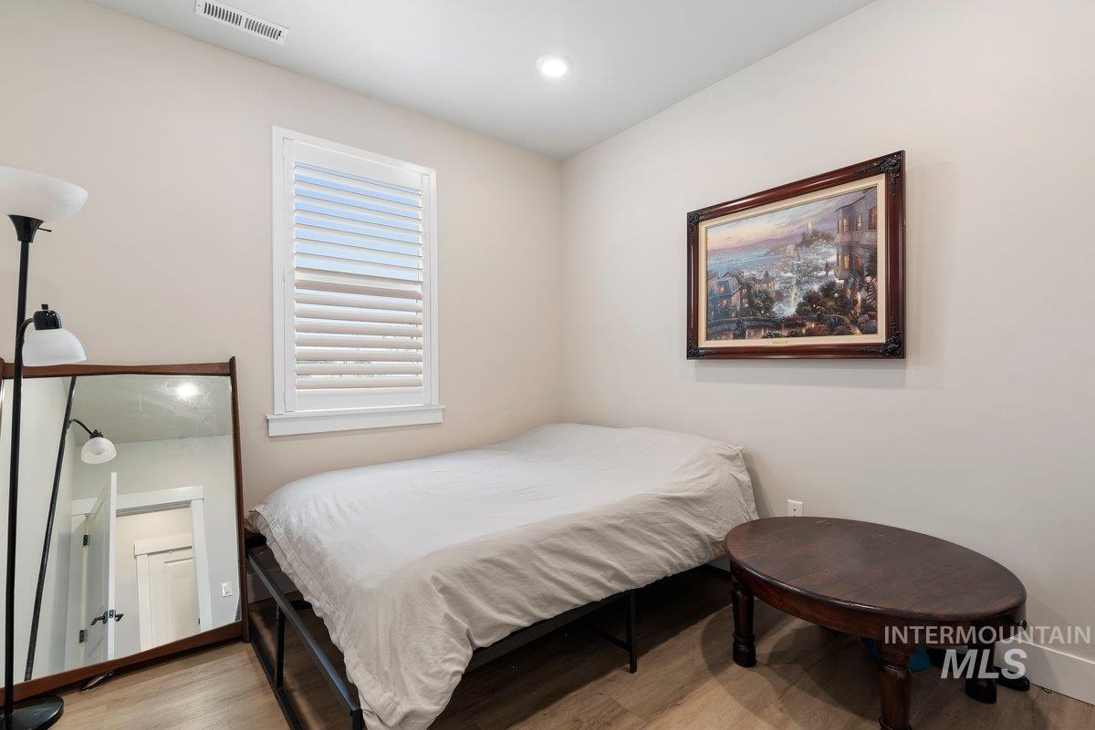 203 S Koyukuk Ln, Star, Idaho 83669, 4 Bedrooms, 3 Bathrooms, Residential For Sale, Price $450,000,MLS 98972961