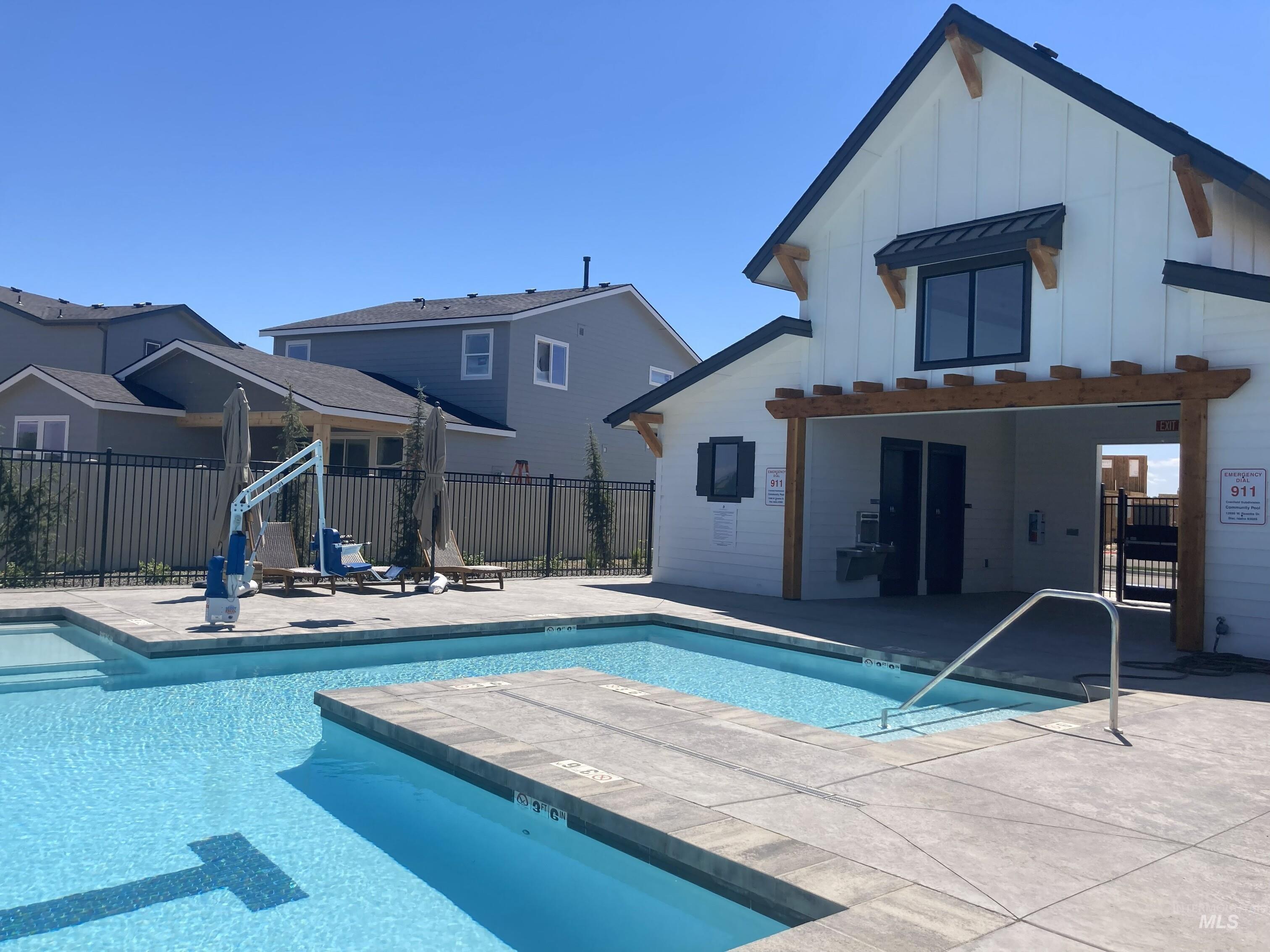 203 S Koyukuk Ln, Star, Idaho 83669, 4 Bedrooms, 3 Bathrooms, Residential For Sale, Price $450,000,MLS 98972961