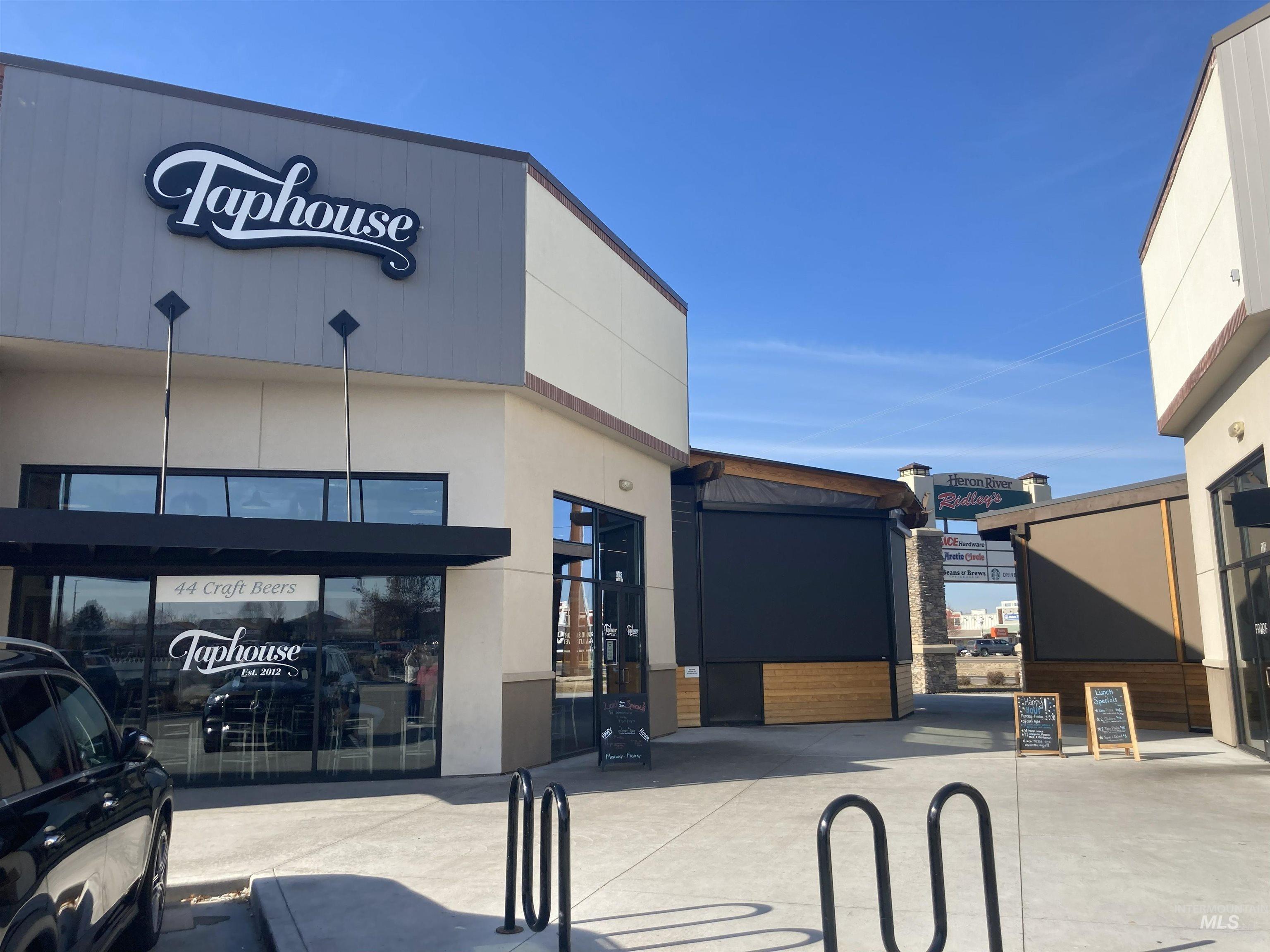 203 S Koyukuk Ln, Star, Idaho 83669, 4 Bedrooms, 3 Bathrooms, Residential For Sale, Price $450,000,MLS 98972961