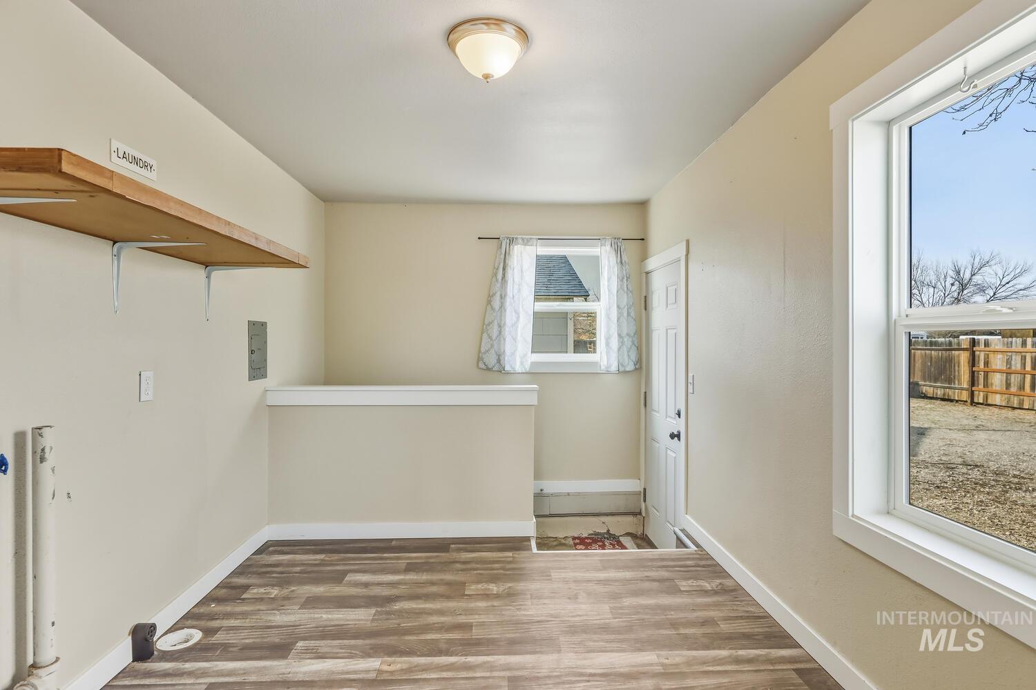 20871 Academy Road, Greenleaf, Idaho 83626, 2 Bedrooms, 1 Bathroom, Residential For Sale, Price $360,000,MLS 98972962